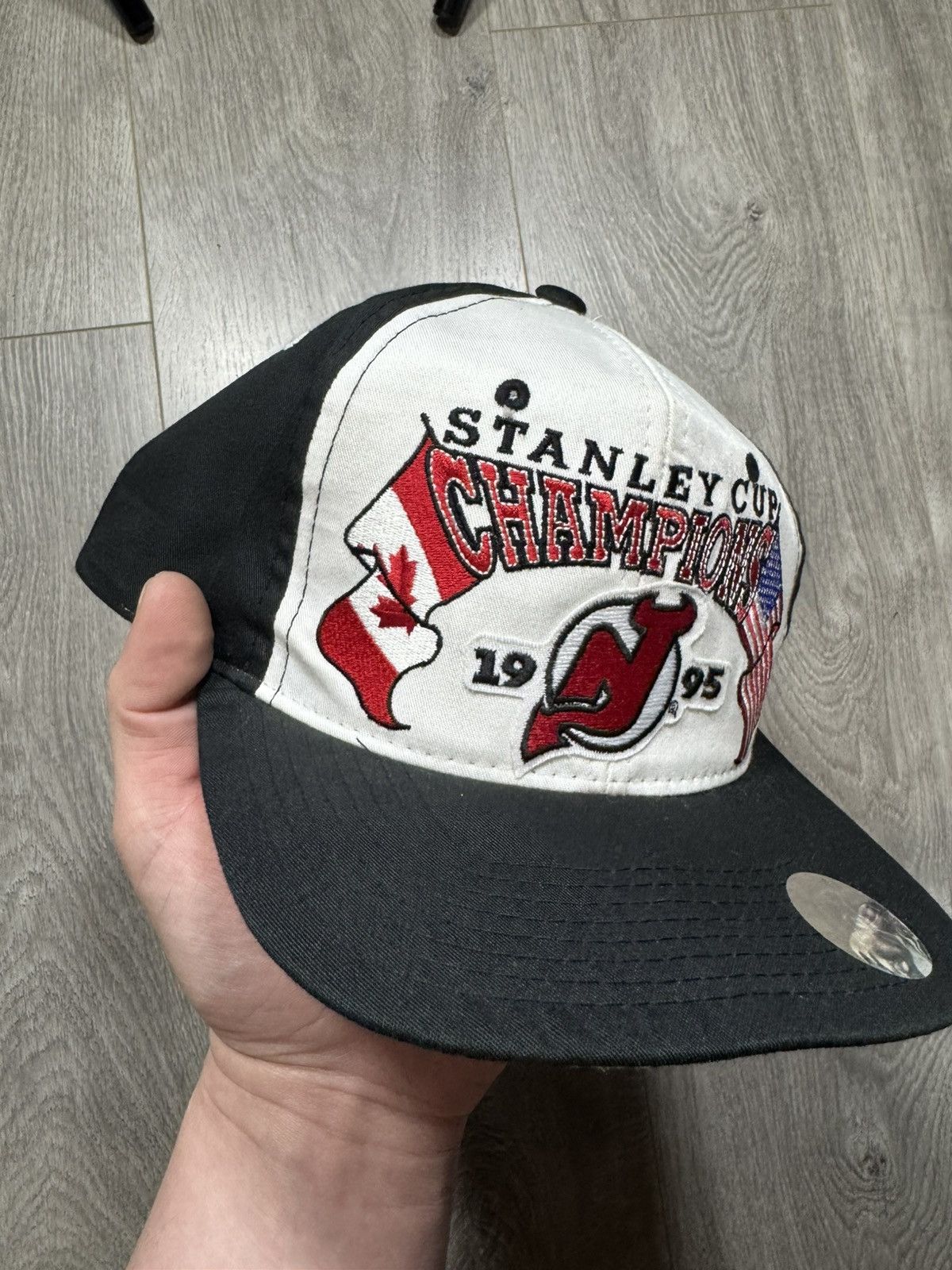 NHL × Starter × Vintage New Jersey Devils 1995 Stanley Cup Champions Starter Hat Cap Size ONE SIZE - 3 Thumbnail