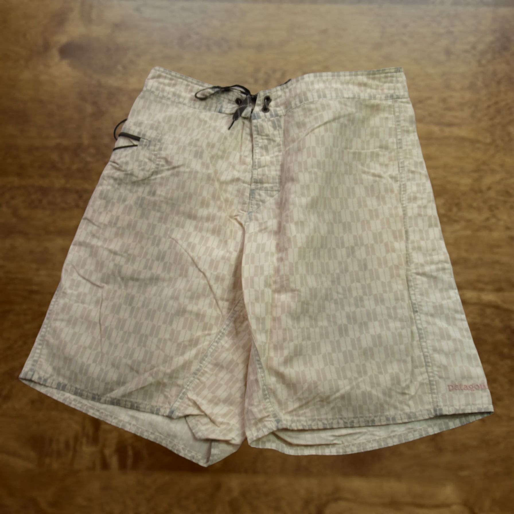 Patagonia Patagonia Board Shorts Mens Lightweight Swim Trunks Swimwear Beige 33 Size US 33 - 1 Thumbnail