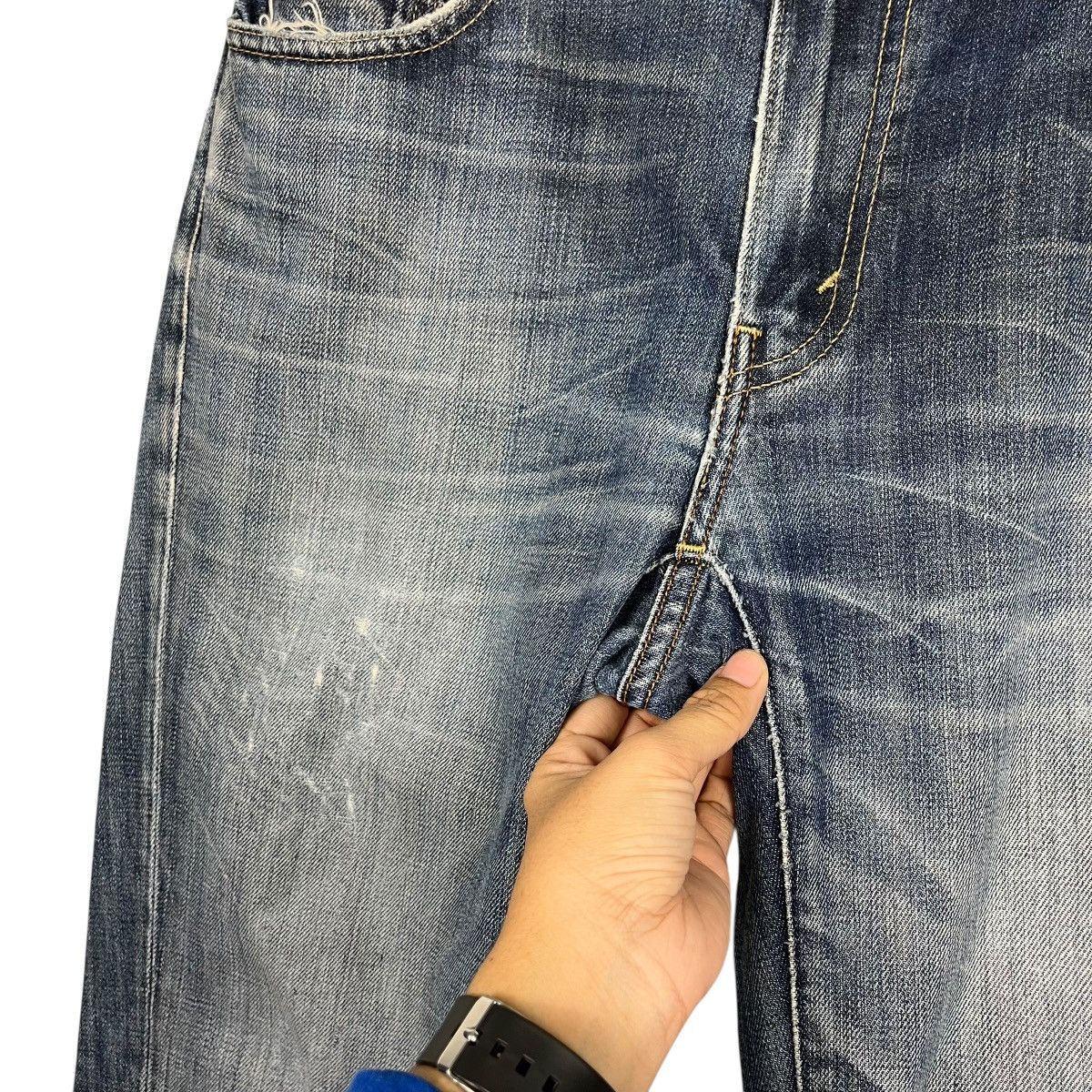 Levi's Vintage Y2k Levis Lot 505 Distressed Denim Jeans Size US 31 - 13 Thumbnail