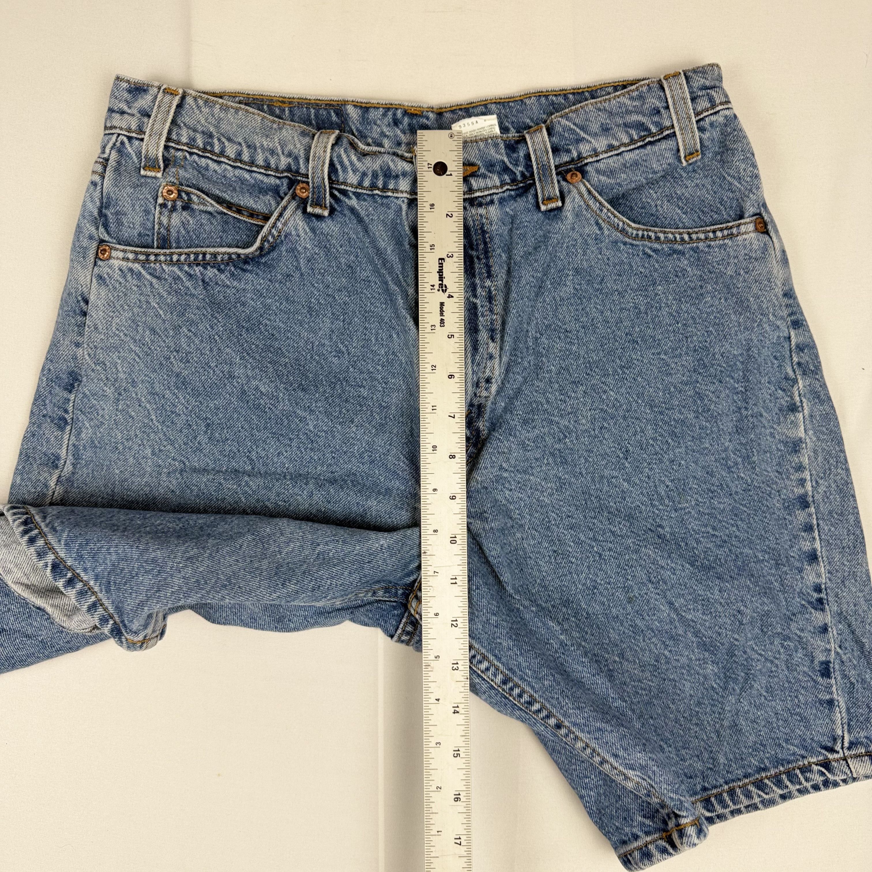 Levi's Vintage Levi's 550 Denim Shorts Medium Wash 34 Size US 34 / EU 50 - 9 Thumbnail
