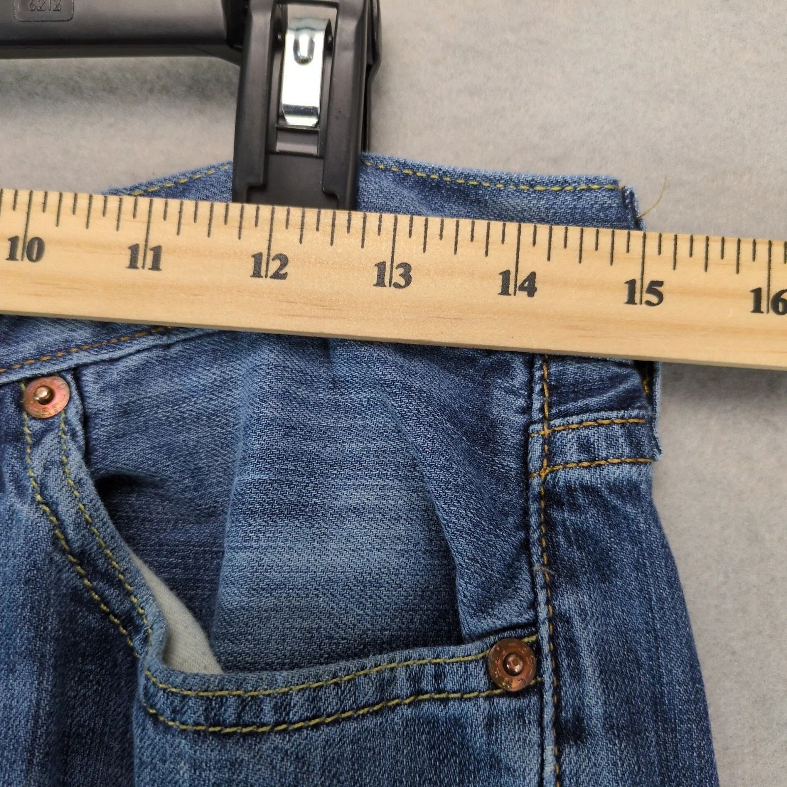 Levi's Levi's 514 Straight Fit Jeans Men's 30x29 Medium Wash Cotton Size US 30 / EU 46 - 4 Thumbnail