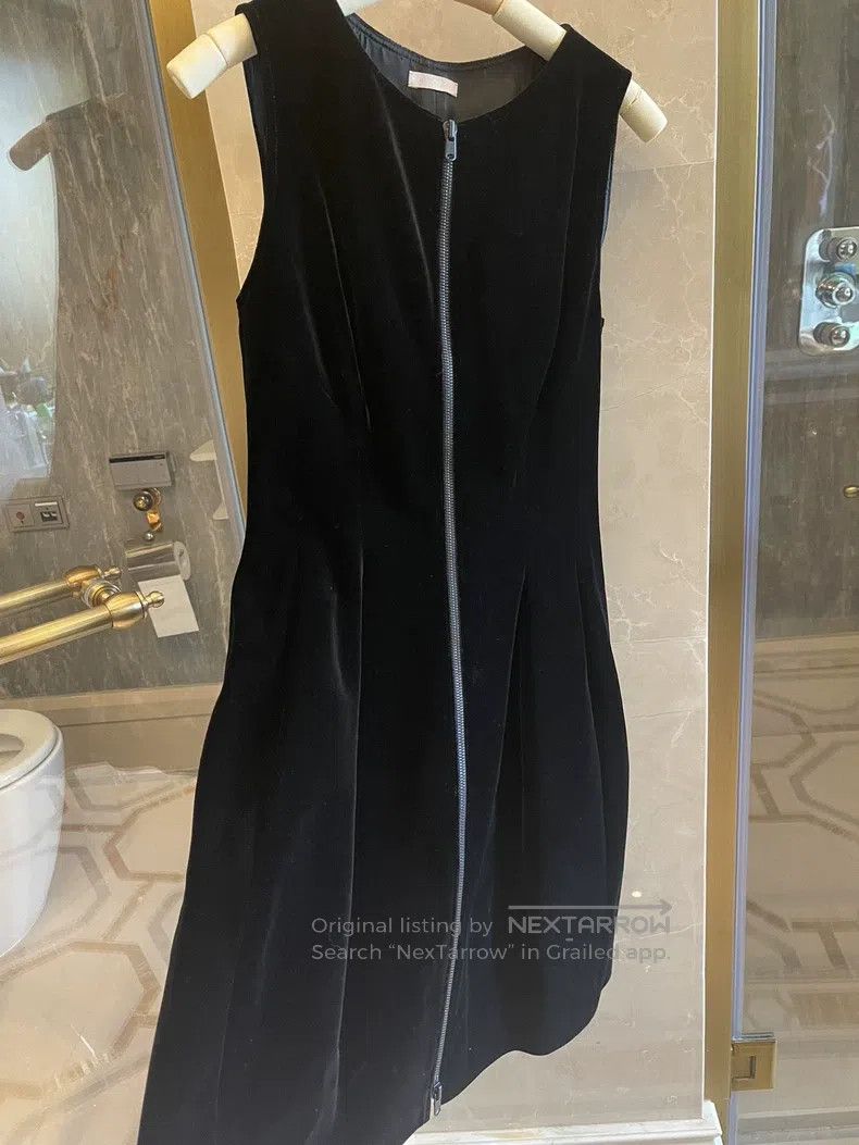 Alaia Alaia Black Zipper Sleeveless Velvet Mini Dress with Waist Size S / US 4 / IT 40 - 5 Thumbnail