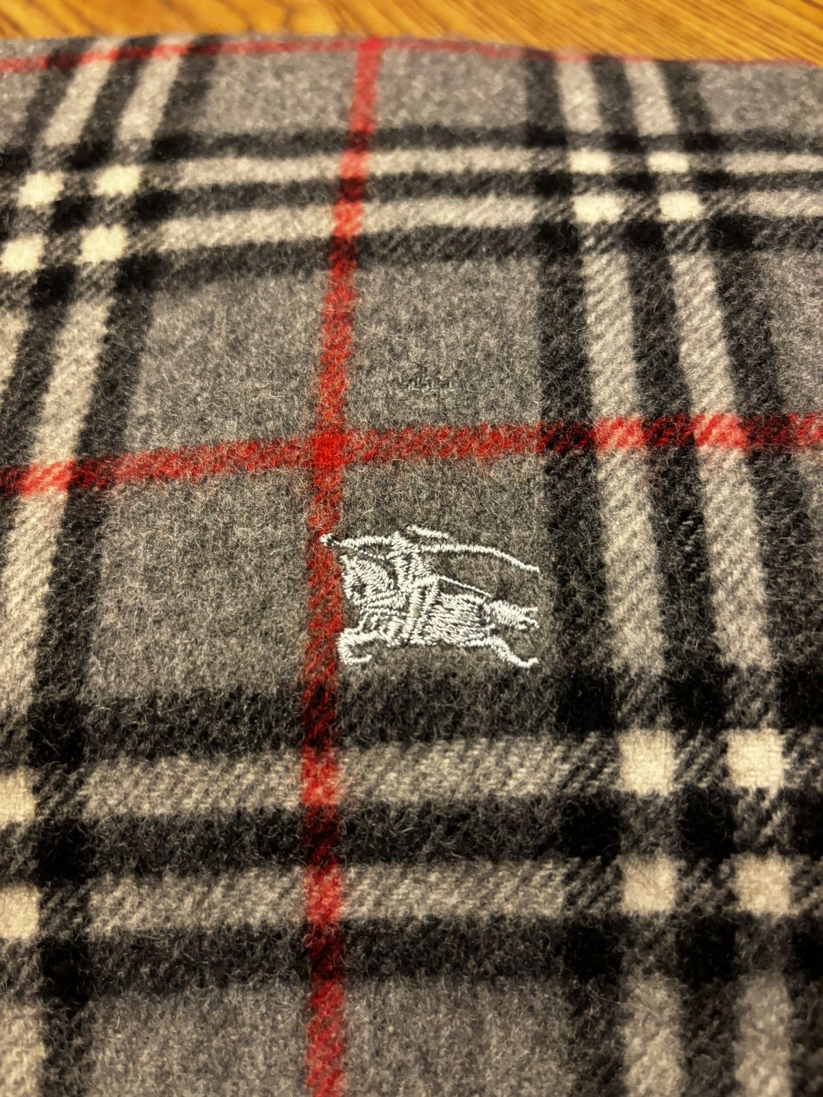 Burberry Burberry Grey Wool Nova Check Scarf Size ONE SIZE - 5 Thumbnail