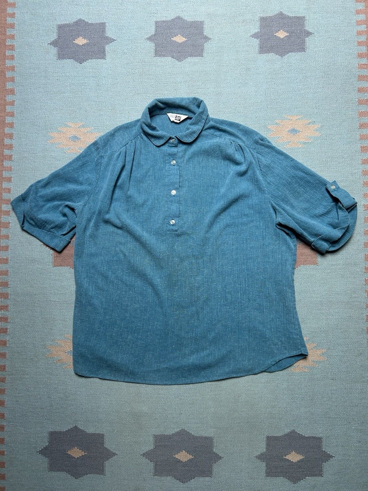 Vintage Vintage 70s pullover shirt textured 1/2 button women’s 42 XL Size XL / US 12-14 / IT 48-50 - 1 Thumbnail