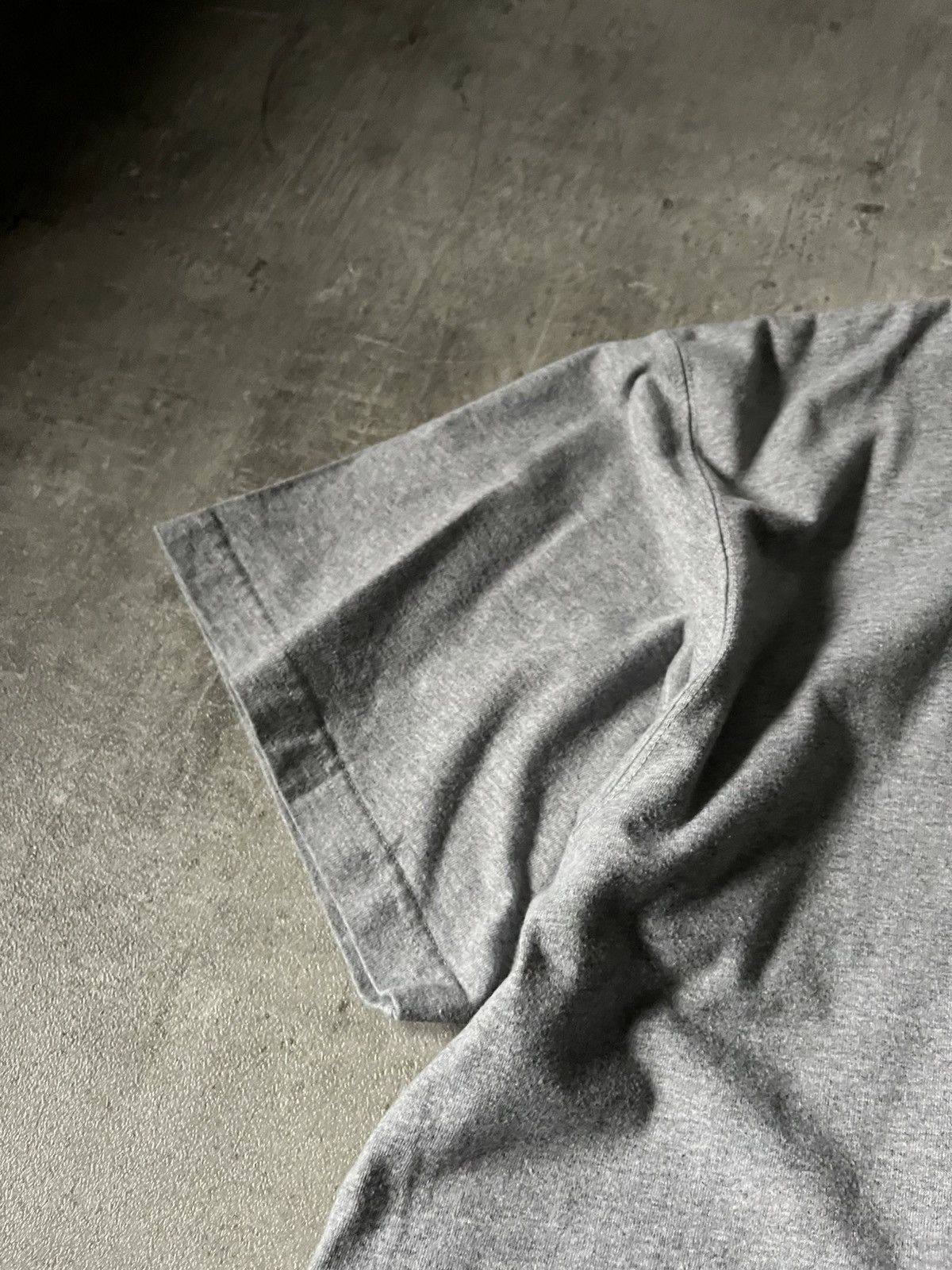 Vetements Vetements Limited Edition grey T-shirt Size US XL / EU 56 / 4 - 4 Thumbnail