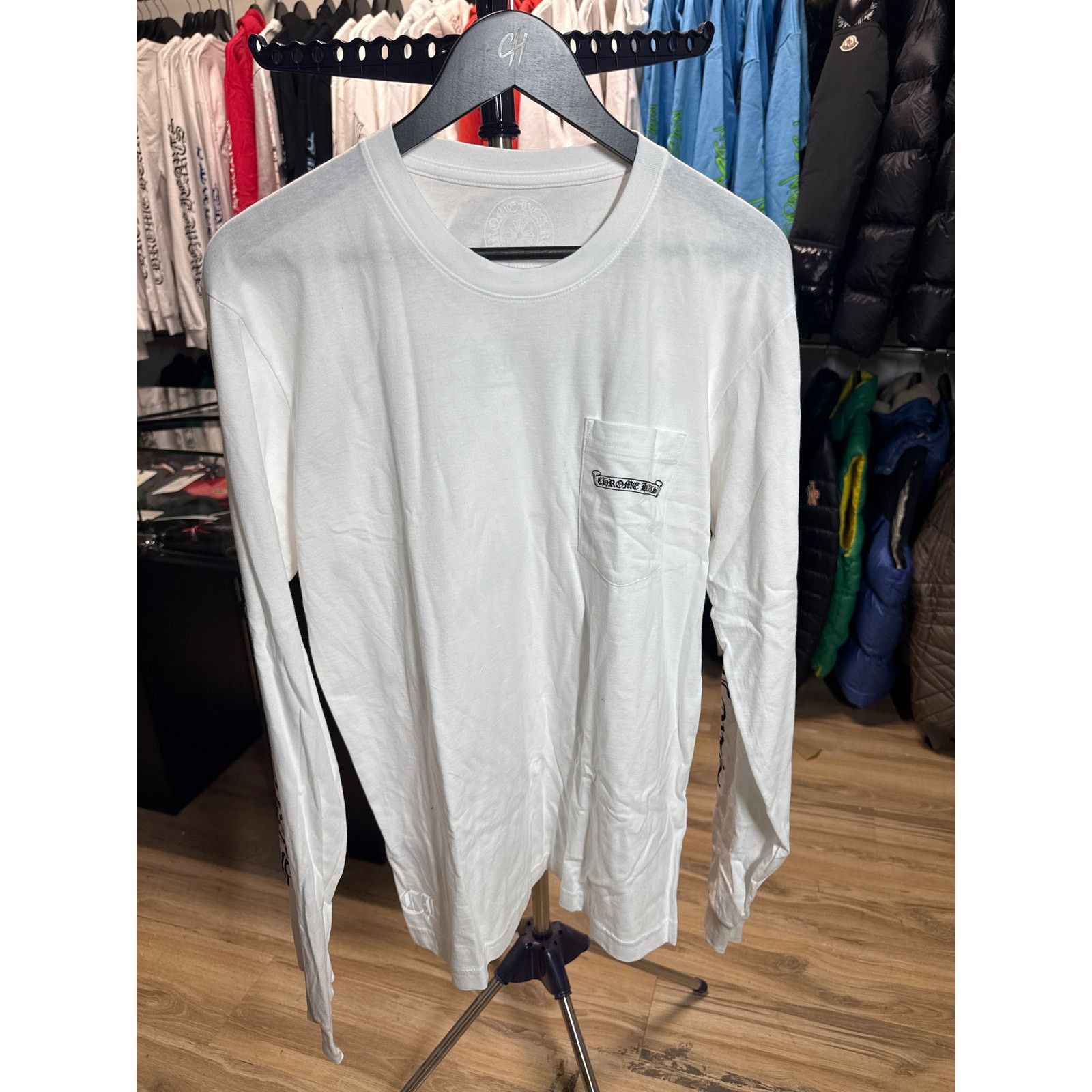 Chrome Hearts Chrome Hearts Scroll Logo White Pocket L/S T-Shirt Size LG Size US L / EU 52-54 / 3 - 2 Thumbnail