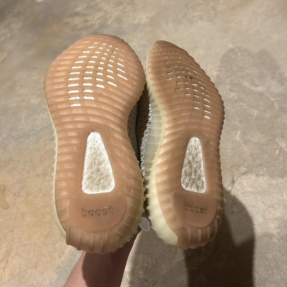 Adidas × Kanye West × Yeezy Adidas Yeezy Boost 350 V2 Citrin 2019 US 8 Size US 8 / EU 41 - 8 Thumbnail