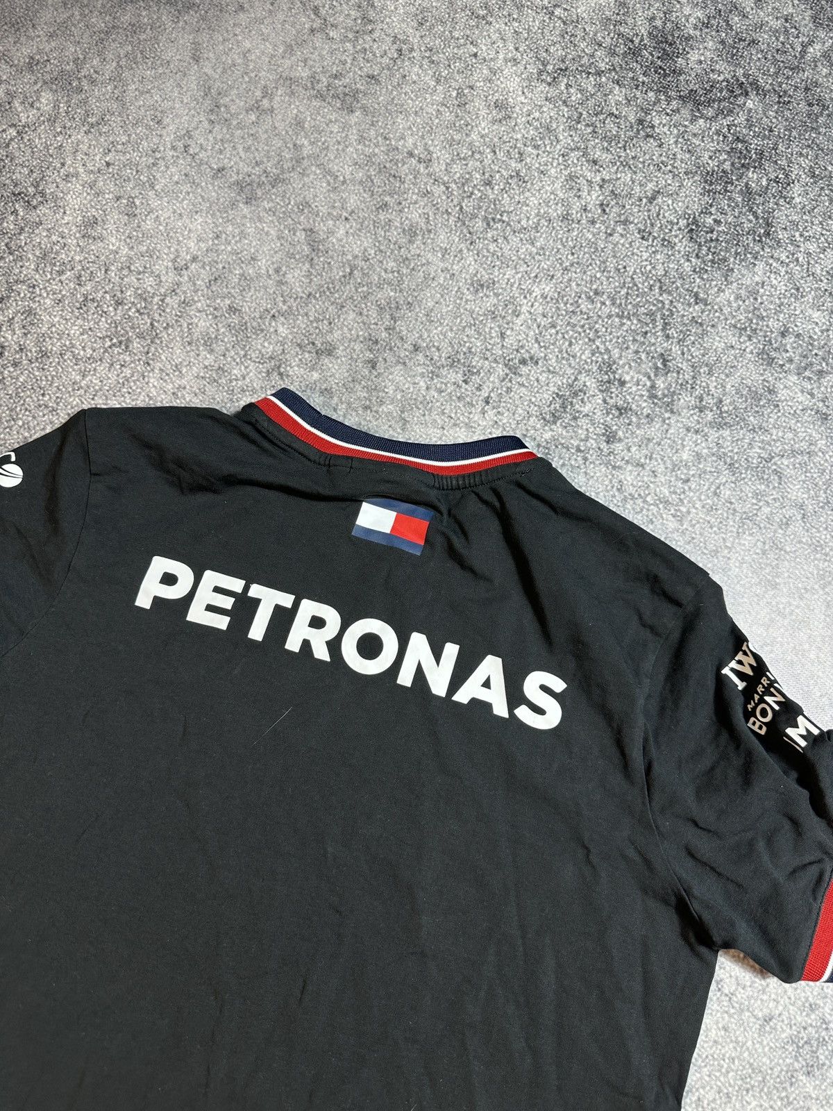 Mercedes-Benz F-1 Mercedes Benz AMG Polo Petronas Racing Logo Rare M USA Size US M / EU 48-50 / 2 - 4 Thumbnail