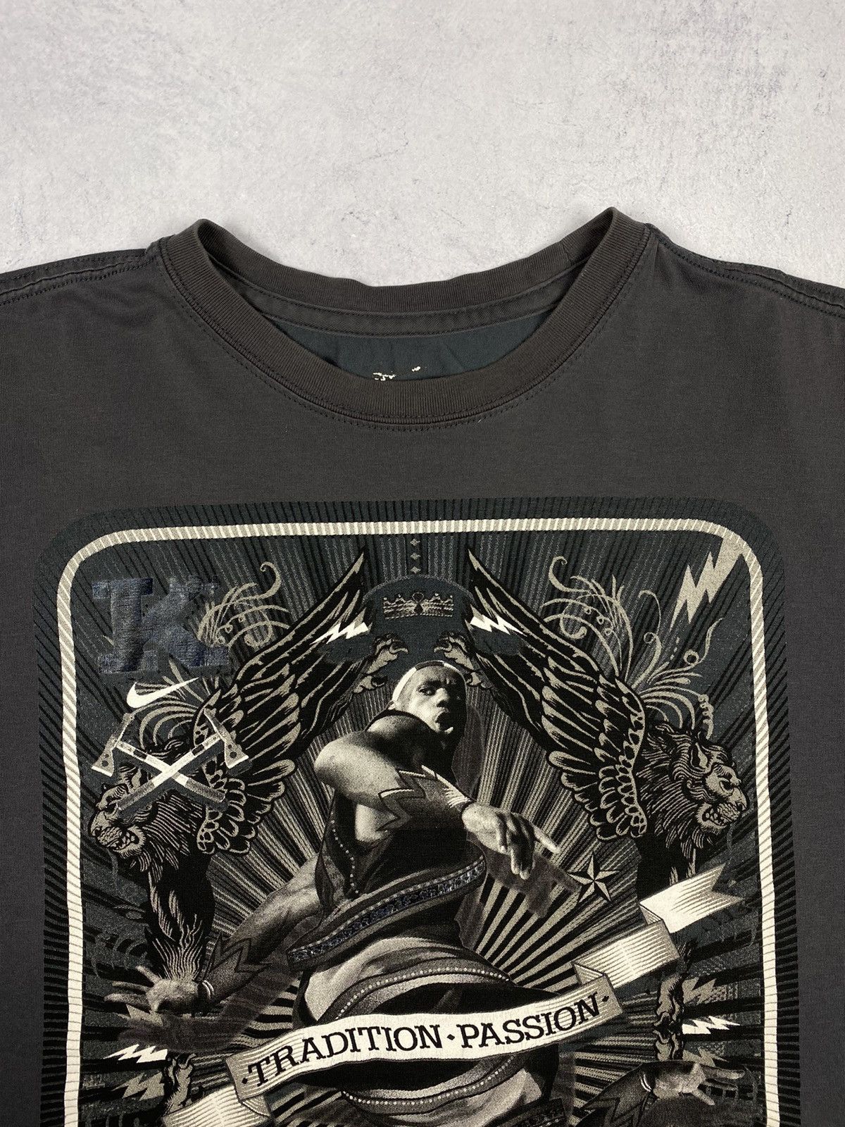 NBA × Nike Nike Dri Fit Labron James King Game Tee Size US L / EU 52-54 / 3 - 3 Thumbnail