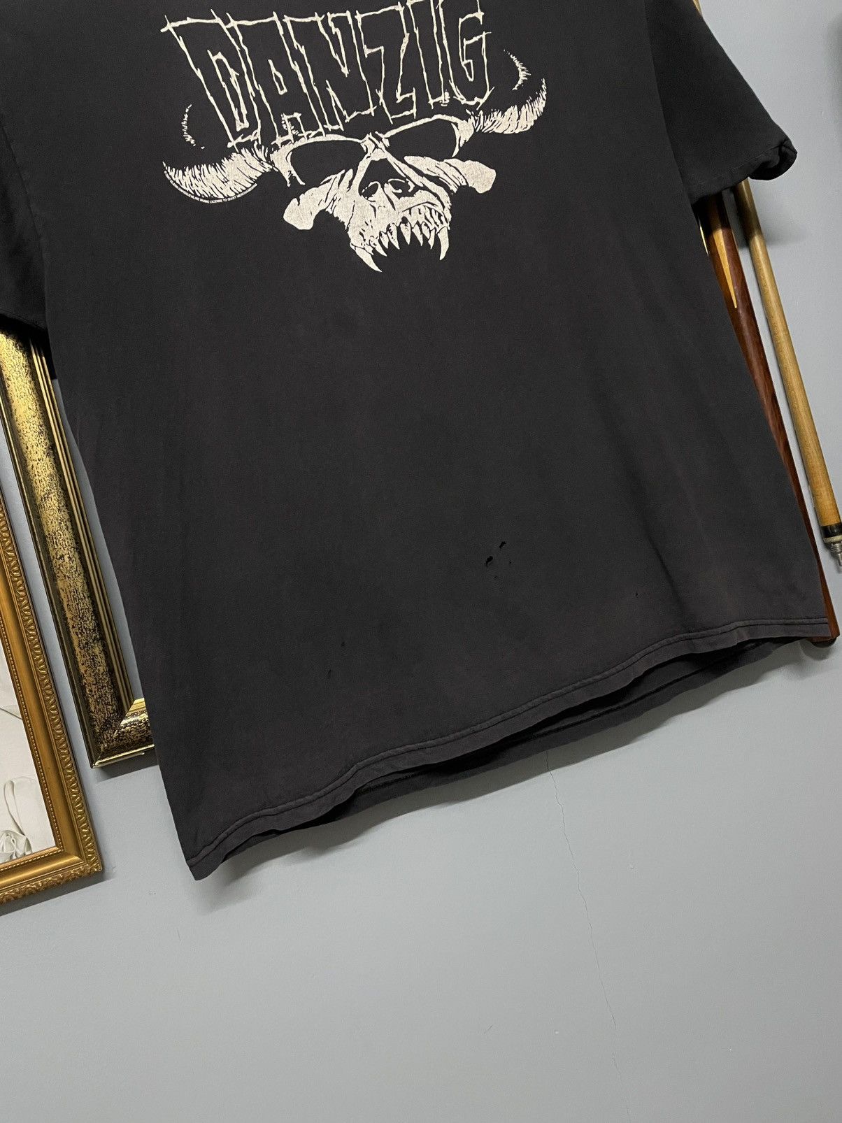 Vintage Vintage Danzig American Heavy Metal Iconic Skull Sunfaded Size US XL / EU 56 / 4 - 6 Thumbnail