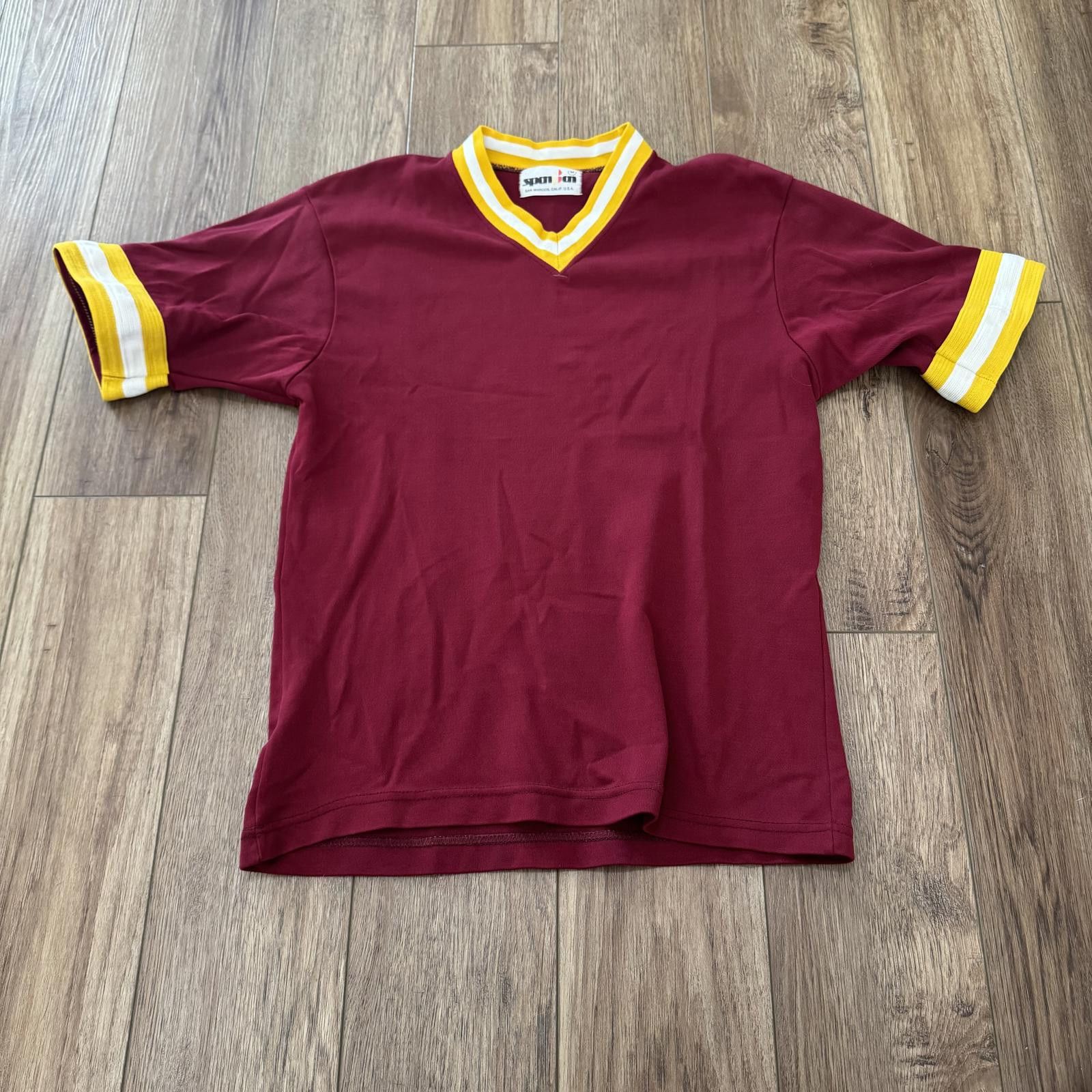 Other Vintage 70s 80s Spanjian Blank V Neck Maroon Shirt Size US M / EU 48-50 / 2 - 1 Thumbnail