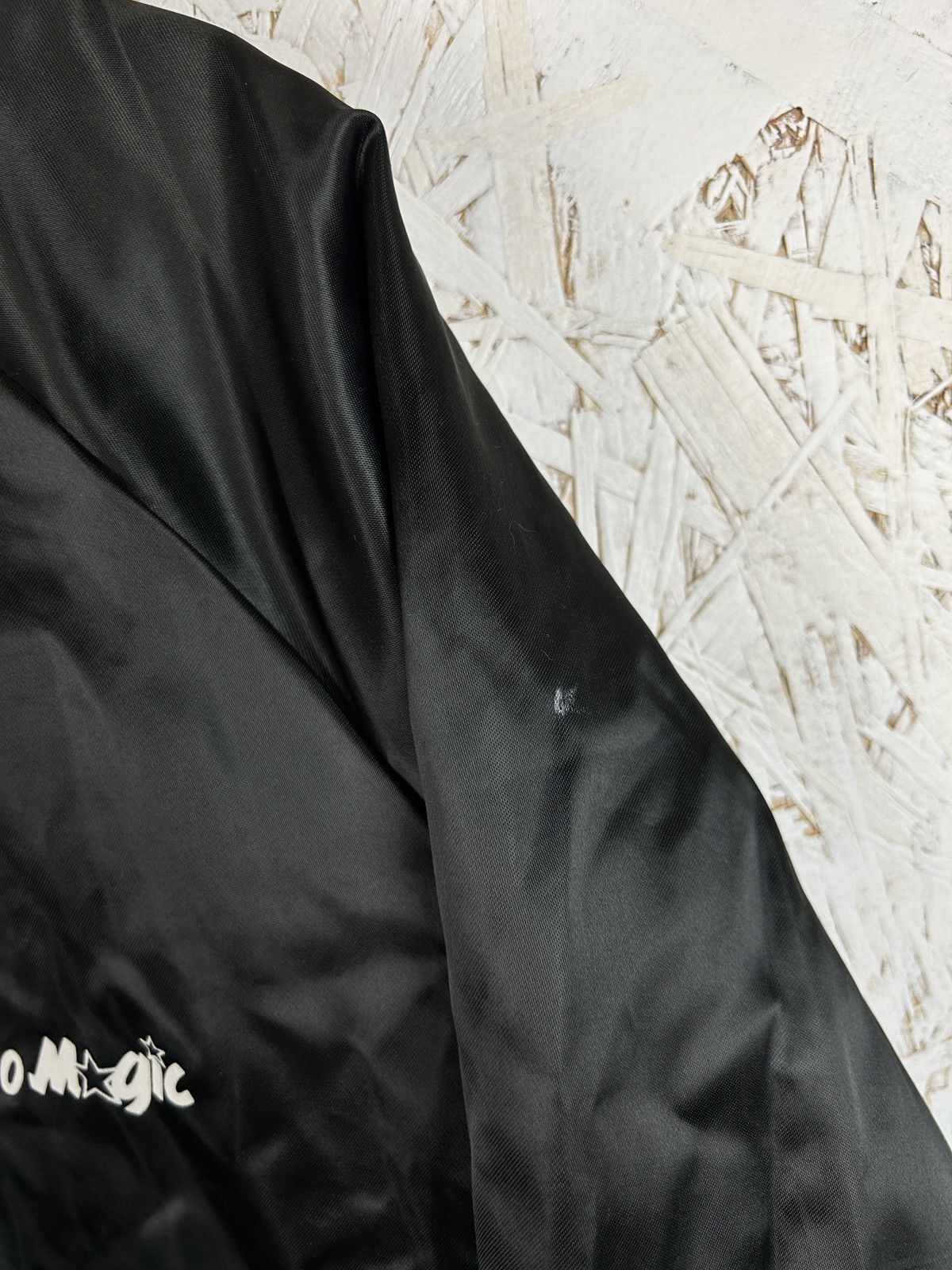 Chalk Line 90s Chalk Line Orlando Magic NBA Satin Bomber Jacket Black L Size US L / EU 52-54 / 3 - 7 Thumbnail
