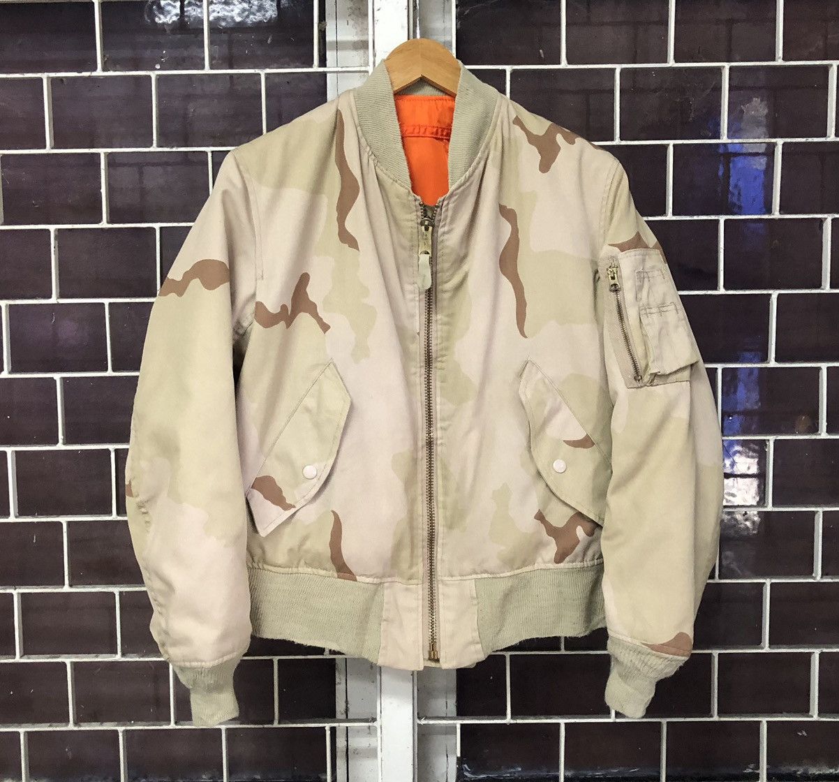 ジャケット・アウター 80s alpha camo ma-1 flight jacket SOLD OUT/ĐÃ BÁN‼️ 'RARE' VINTAGE 80s ALPHA MA-1 CAMO BOMBER