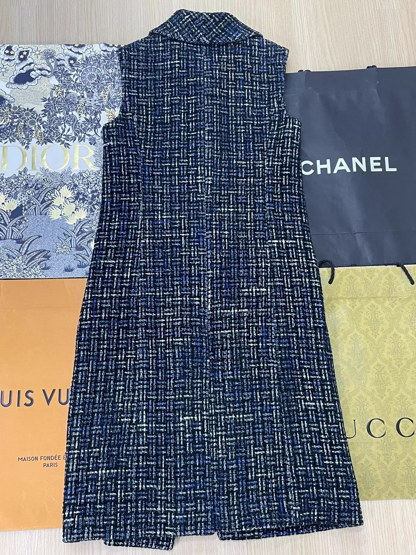 Chanel Chanel Blue Black Letter Mesh Long Vest Size 34 Size XS / US 0-2 / IT 36-38 - 3 Thumbnail