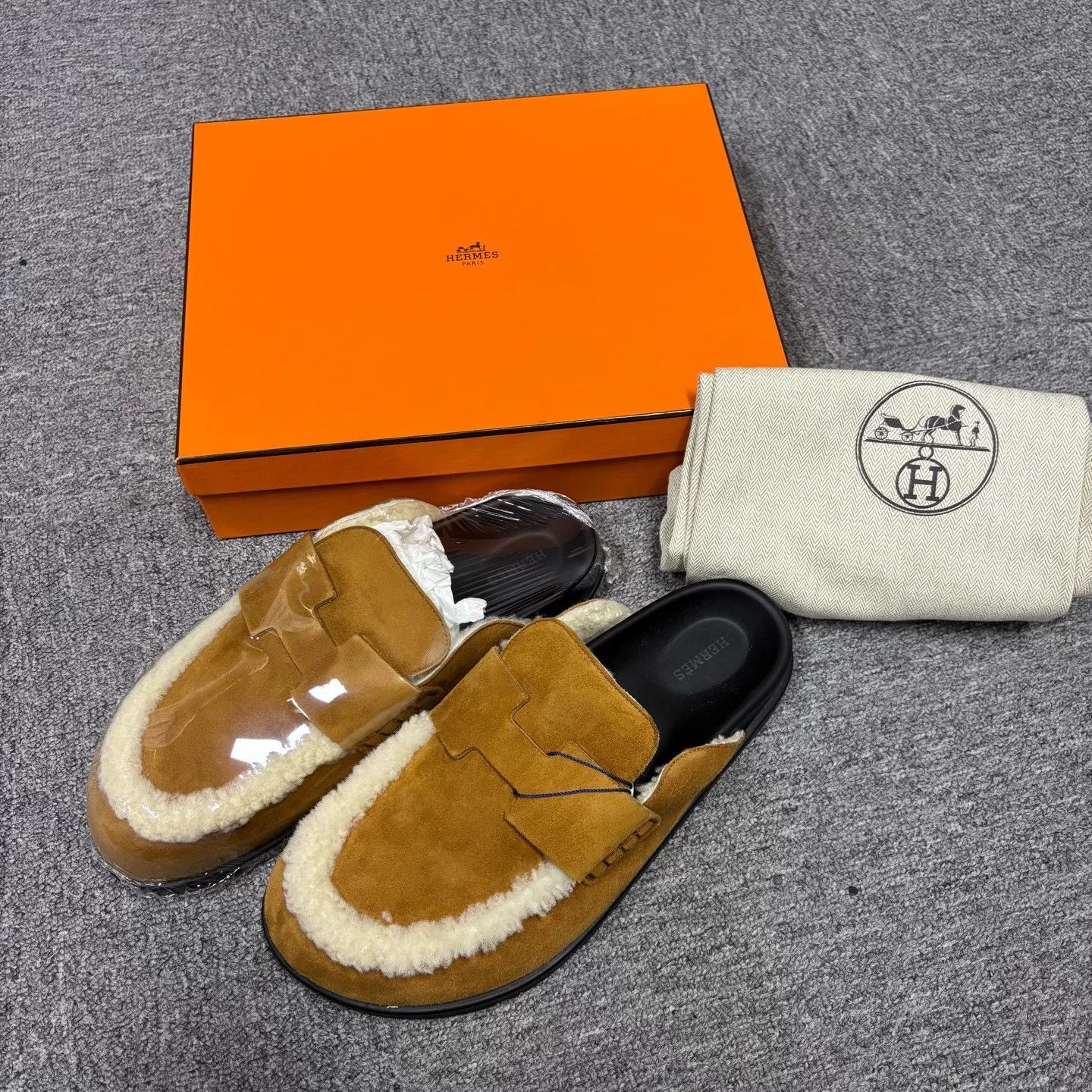 Hermes Hermes Casual Sandals 9 Men Size US 9 / EU 42 - 1 Thumbnail
