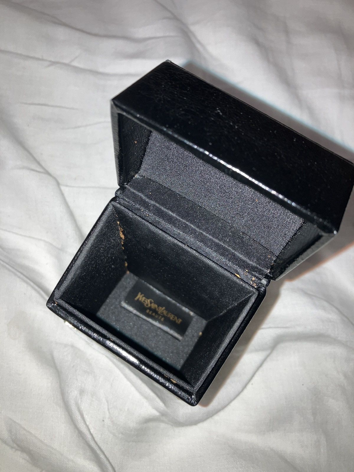 Yves Saint Laurent yves saint laurent Size ONE SIZE - 2 Thumbnail