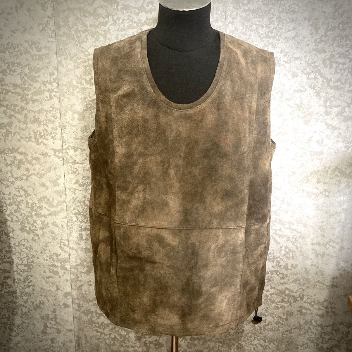 Japanese Brand Oversized Brown Pig Suede Leather Vest Size US S / EU 44-46 / 1 - 1 Thumbnail