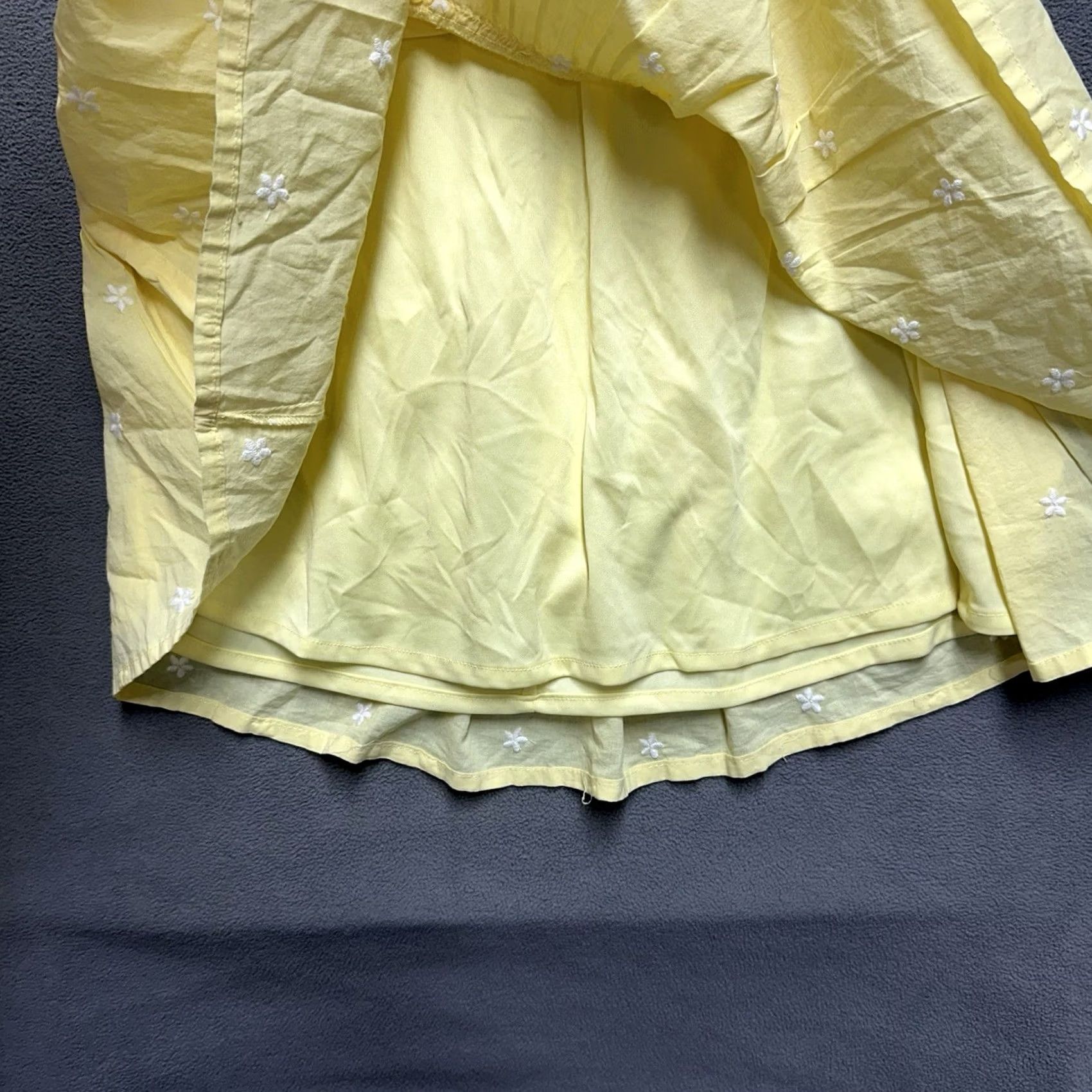 Jessica Simpson Jessica Simpson Mini Dress Womens S Yellow Embroidered Puff Sleeve Casual Scoop Neck Size S / US 4 / IT 40 - 6 Thumbnail