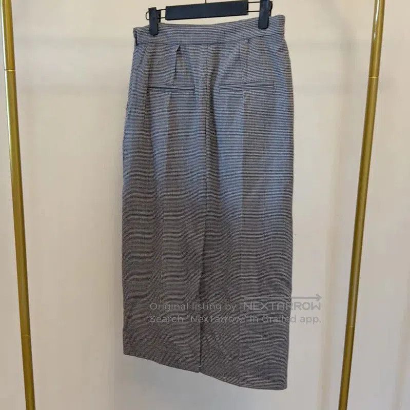 Fendi Fendi Black Checkered Long Skirt for Women . Size 23" - 2 Thumbnail