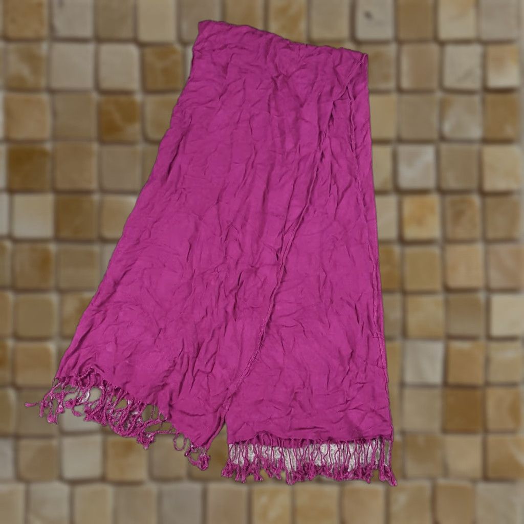 Vintage VINTAGE Pashmina Scarf Knit Wool Tassel Fringe Purple Women Adult One Size Fringe Winter Wrap Shawl 80s 90s Fashion Designer Size ONE SIZE - 1 Thumbnail