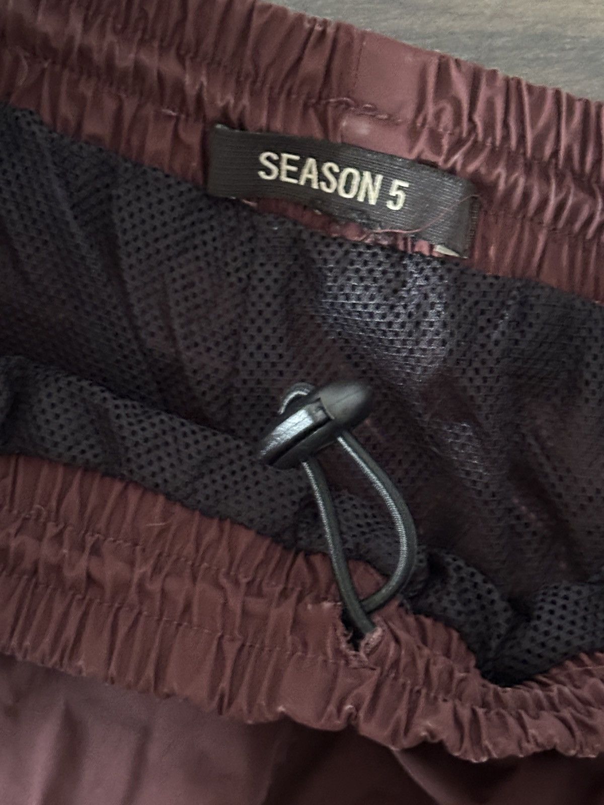 Yeezy Yeezy Season 5 Calabasas Nylon Track Pants Burgundy Size US 32 / EU 48 - 5 Thumbnail