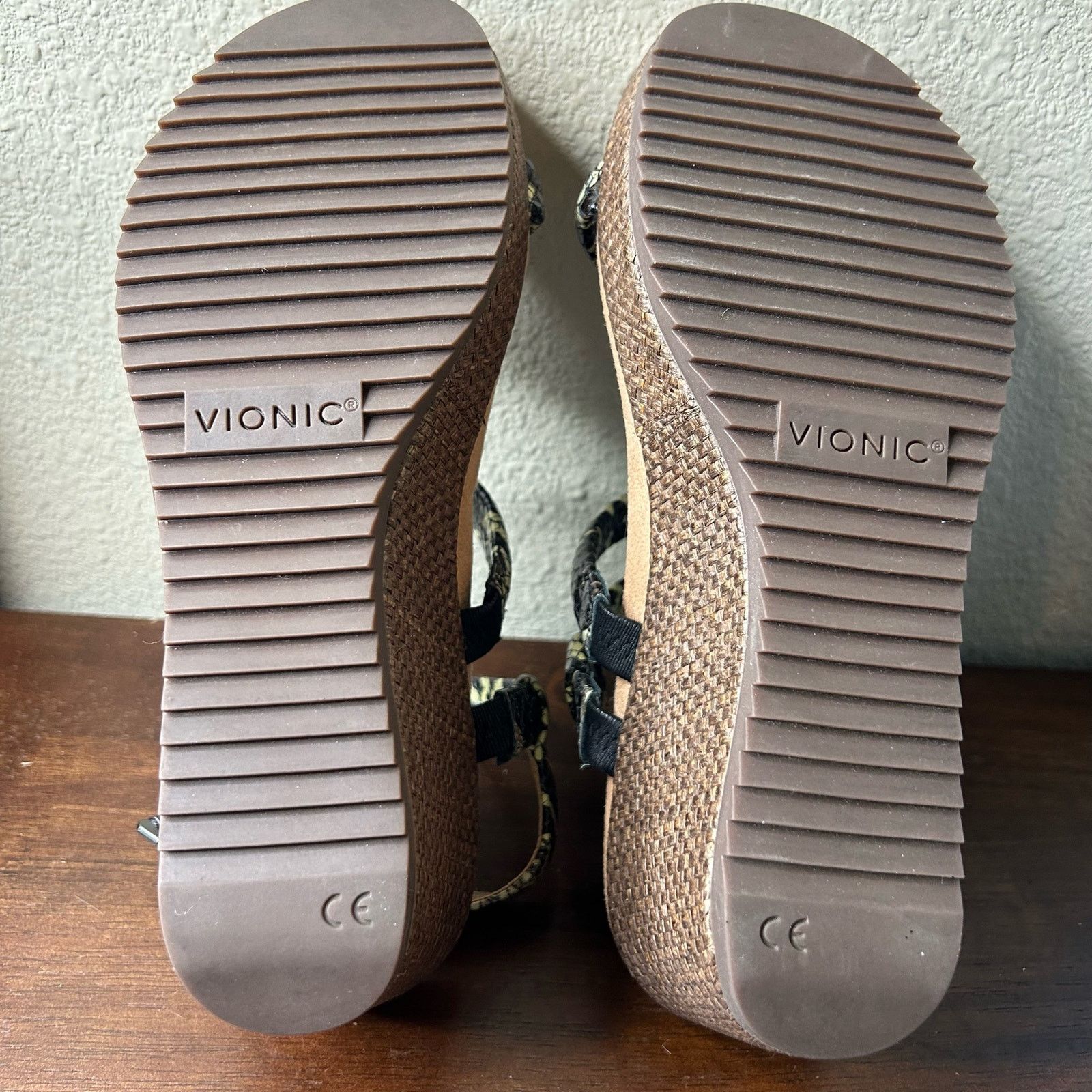 Vionic Vionic Shoes Kora Raffia Black Boa Platform Wedge Size 7.5 Size US 7.5 / IT 37.5 - 7 Thumbnail