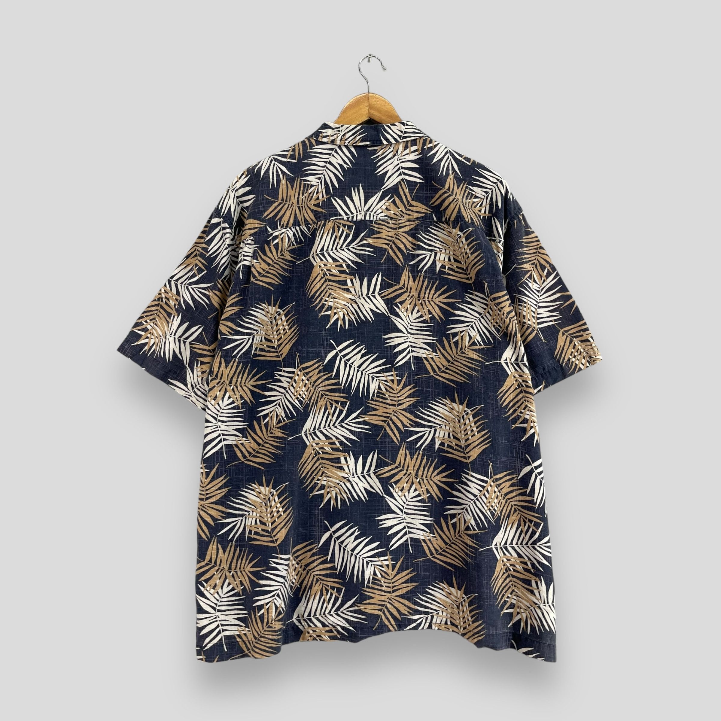 Eddie Bauer Vintage EDDIE BAUER Abstract Floral Motive Hawaii Shirt Size US XL / EU 56 / 4 - 8 Thumbnail