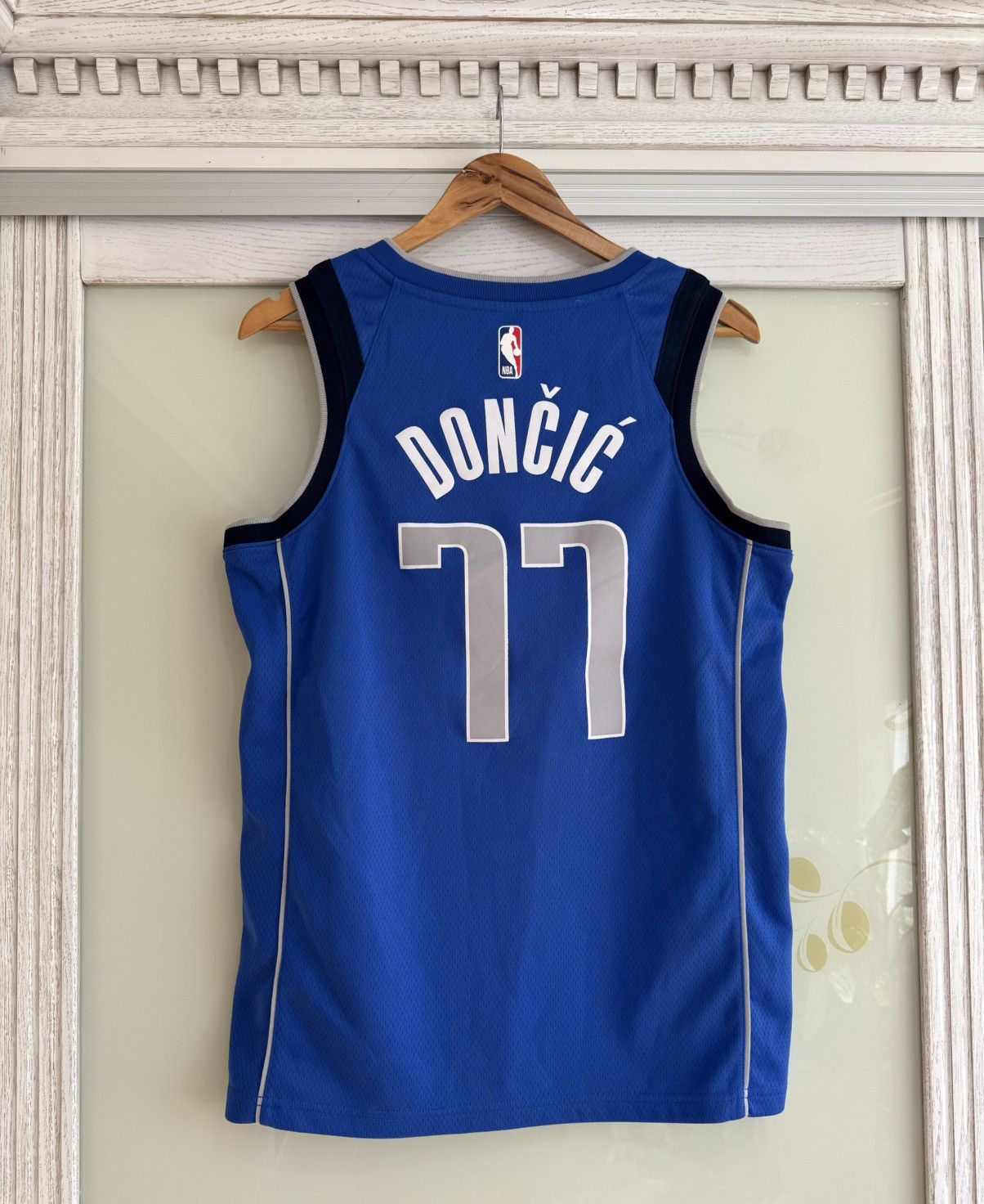 NBA Dallas Mavericks #77 Luka Doncic NBA Basketball Jersey Kit Size US M / EU 48-50 / 2 - 2 Thumbnail