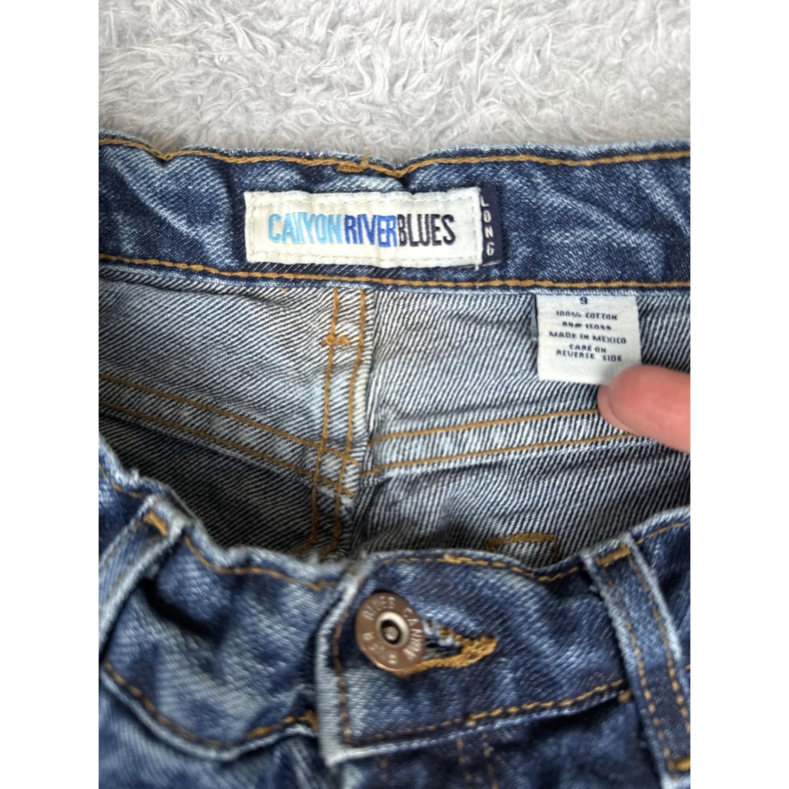 Vintage Canyon River Blues Jeans Juniors 9 Long Blue High Rise Straight Denim 28x32 5-Pocket Design 90s Womens Size 30" / US 8 / IT 44 - 6 Thumbnail