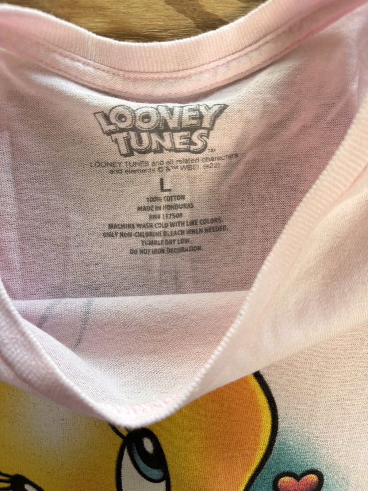 Cartoon Network × Designer Looney Tunes Pink Tweety graphic tee, Used in good condition Size US L / EU 52-54 / 3 - 3 Thumbnail
