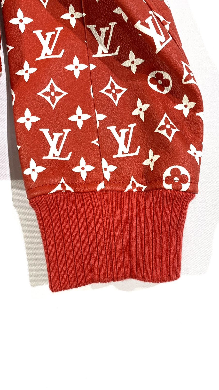Louis Vuitton × Supreme Louis Vuitton X SUPREME 46 Baseball Leather Jacket Monogram Size US S / EU 44-46 / 1 - 13 Thumbnail