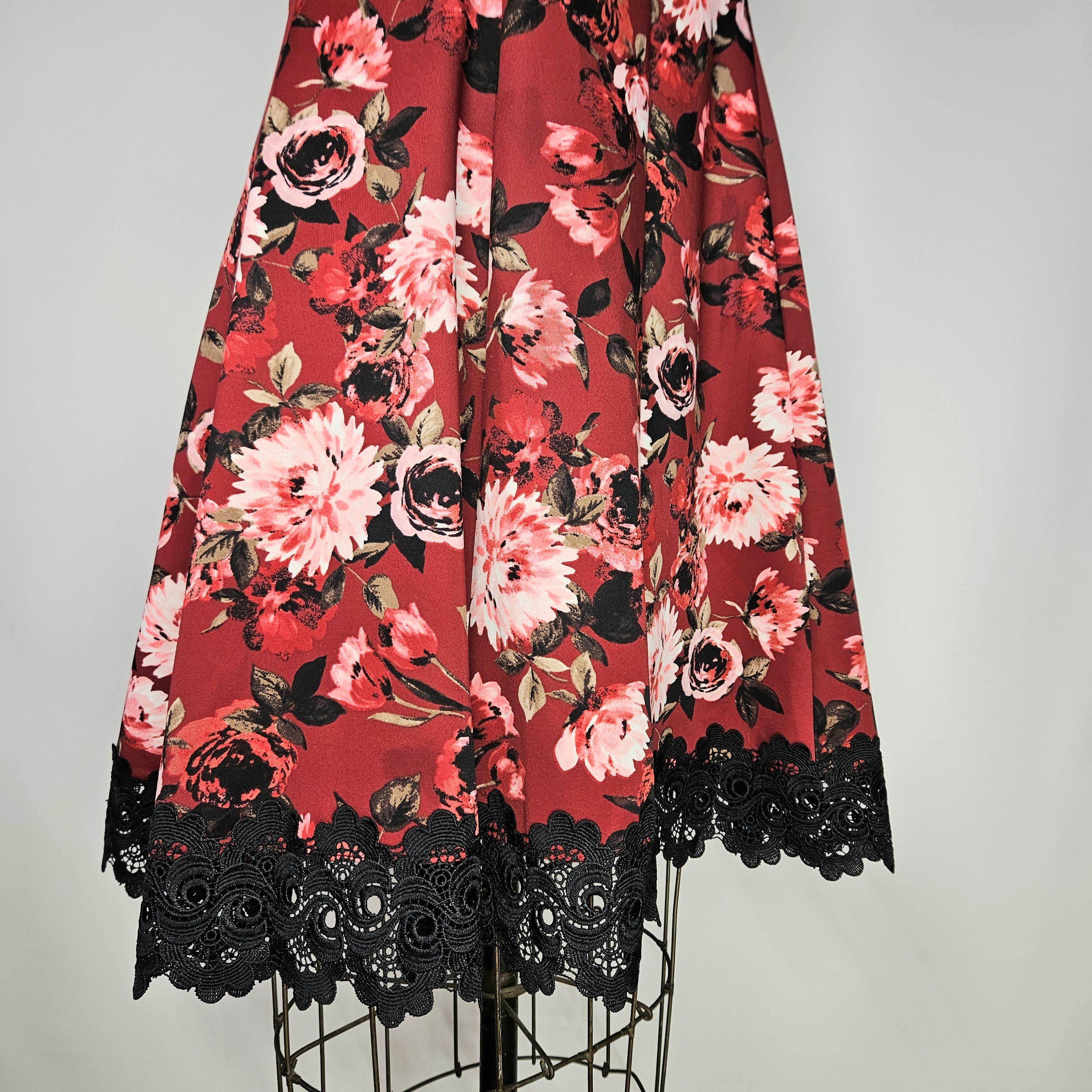 Other Roz & Ali Size 12 Dress Fit Flare Burgundy Floral Black Size L / US 10 / IT 46 - 6 Thumbnail