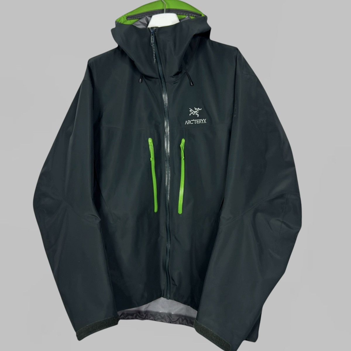Arc'teryx ARCTERYX GREEN ALPHA SV GORE TEX PRO JACKET SIZE XL Size US XL / EU 56 / 4 - 1 Thumbnail