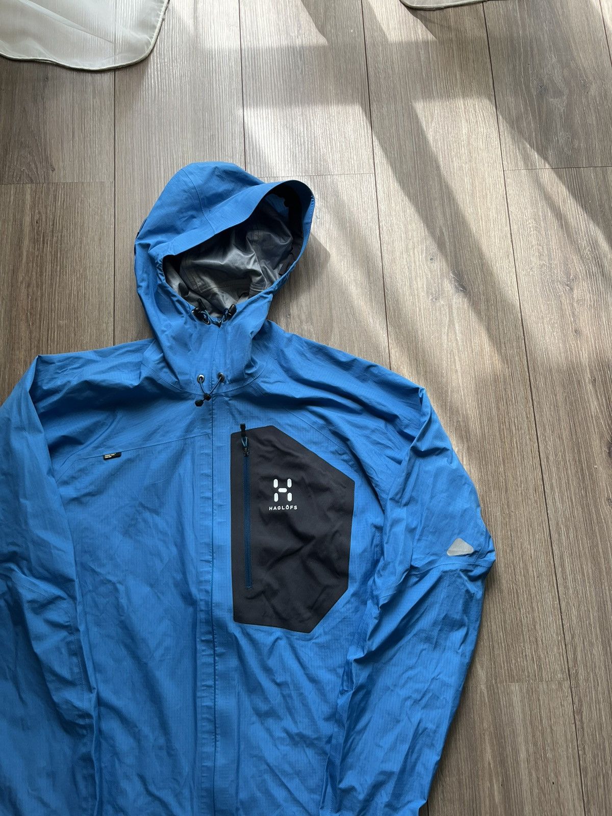 Haglofs Haglofs x goretex lightweight windbreaker jacket . Size US M / EU 48-50 / 2 - 2 Thumbnail