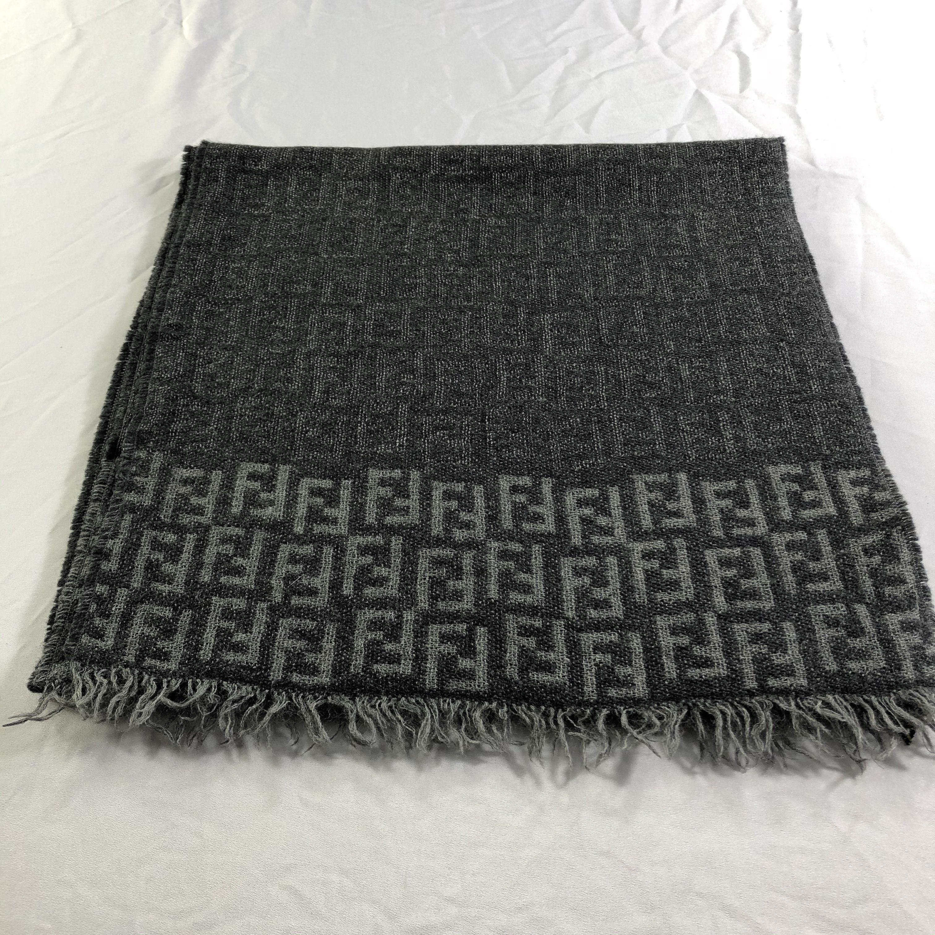 Fendi Fendi Monogram Wool Scarf Muffler Neckwear V2389 Size ONE SIZE - 3 Thumbnail