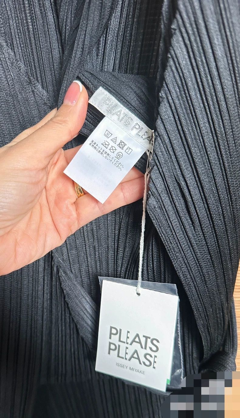 Issey Miyake Issey Miyake size:4 Sleeveless black pleated dress Size L / US 10 / IT 46 - 7 Thumbnail