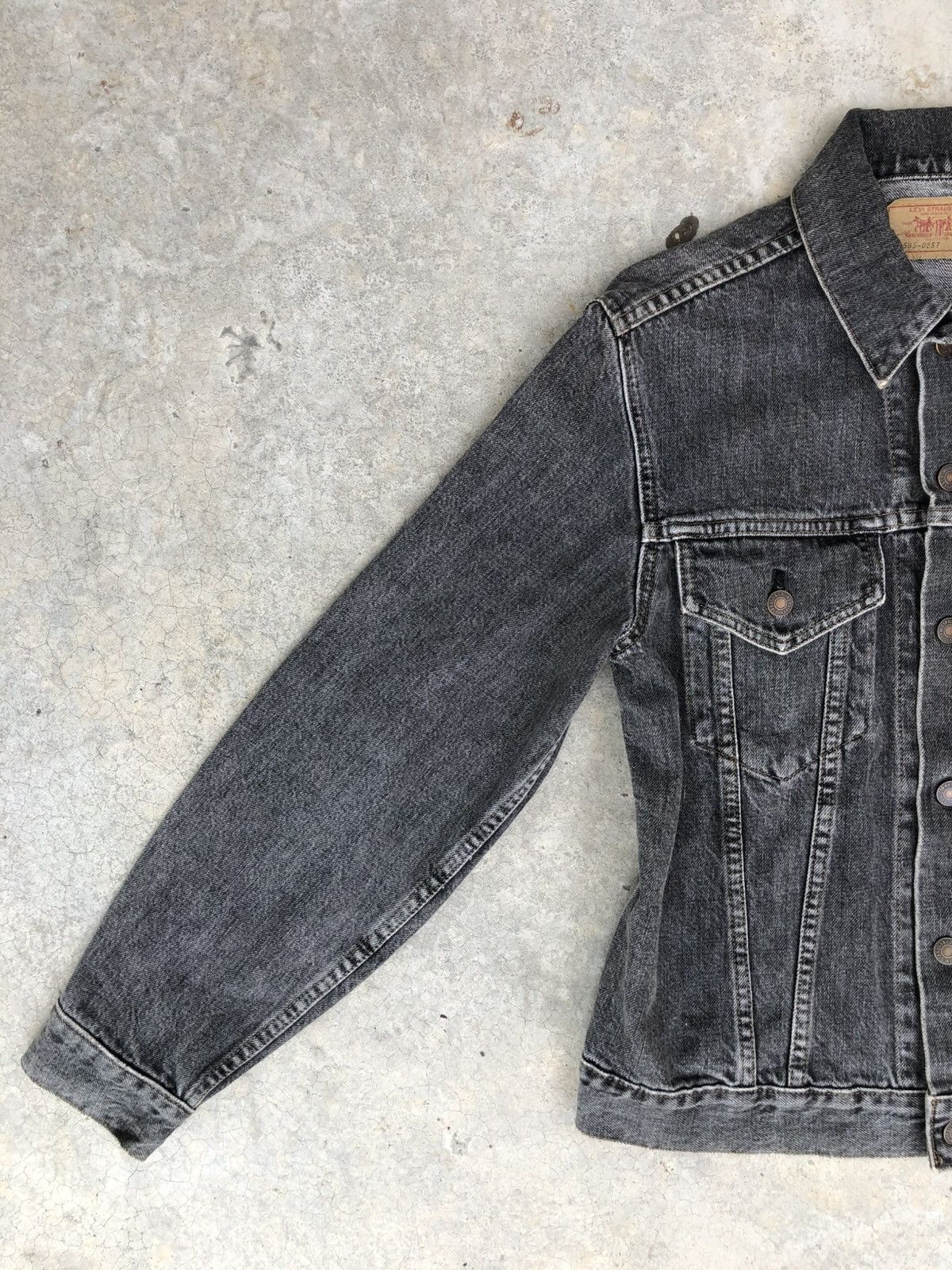 Levi's Vintage 90s Levis Denim Jacket Distressed Denim Size US M / EU 48-50 / 2 - 3 Thumbnail