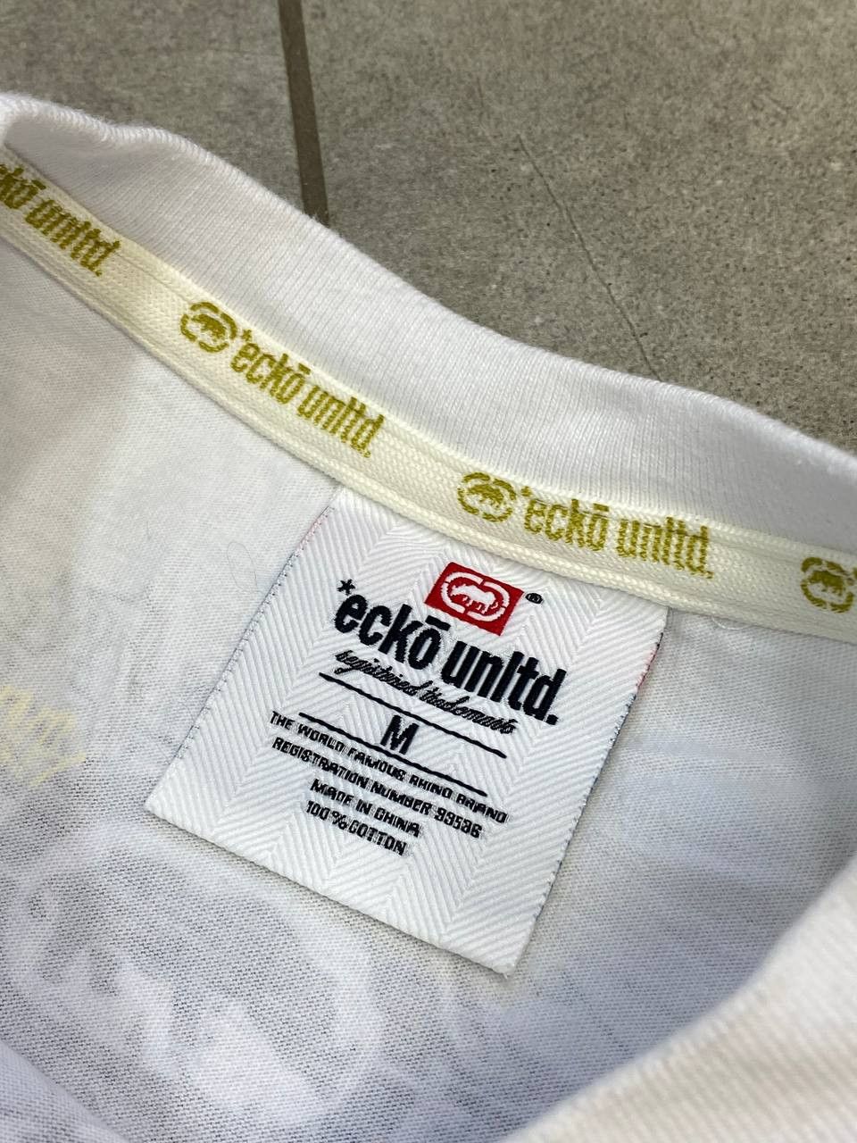 Ecko Unltd. Ecko Unltd. Graffiti Big Logo The Classic T-Shirt Size US M / EU 48-50 / 2 - 12 Thumbnail