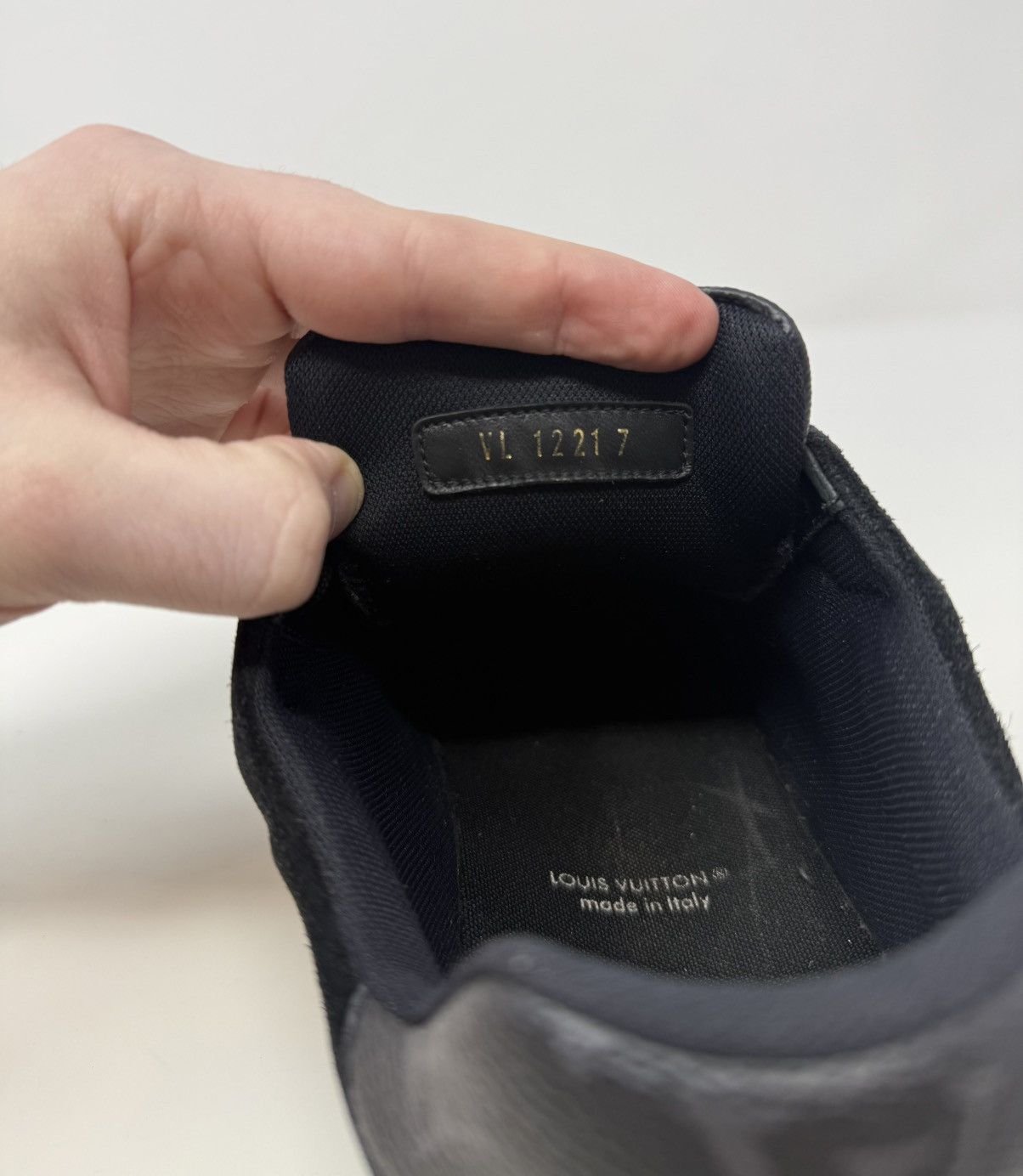 Louis Vuitton Louis Vuitton Trainer Sneaker Black Monogram Size US 9 / EU 42 - 7 Thumbnail