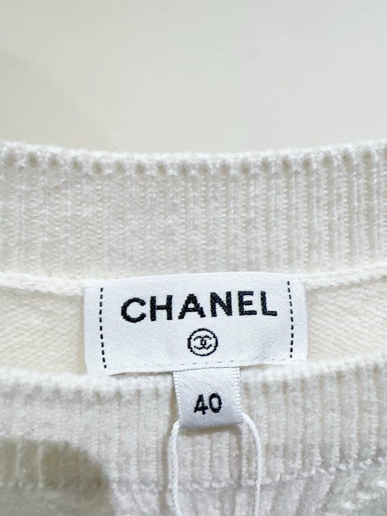 Chanel Chanel 24p embroidered logo sweater 2503-Nextarrow Size S / US 4 / IT 40 - 2 Thumbnail