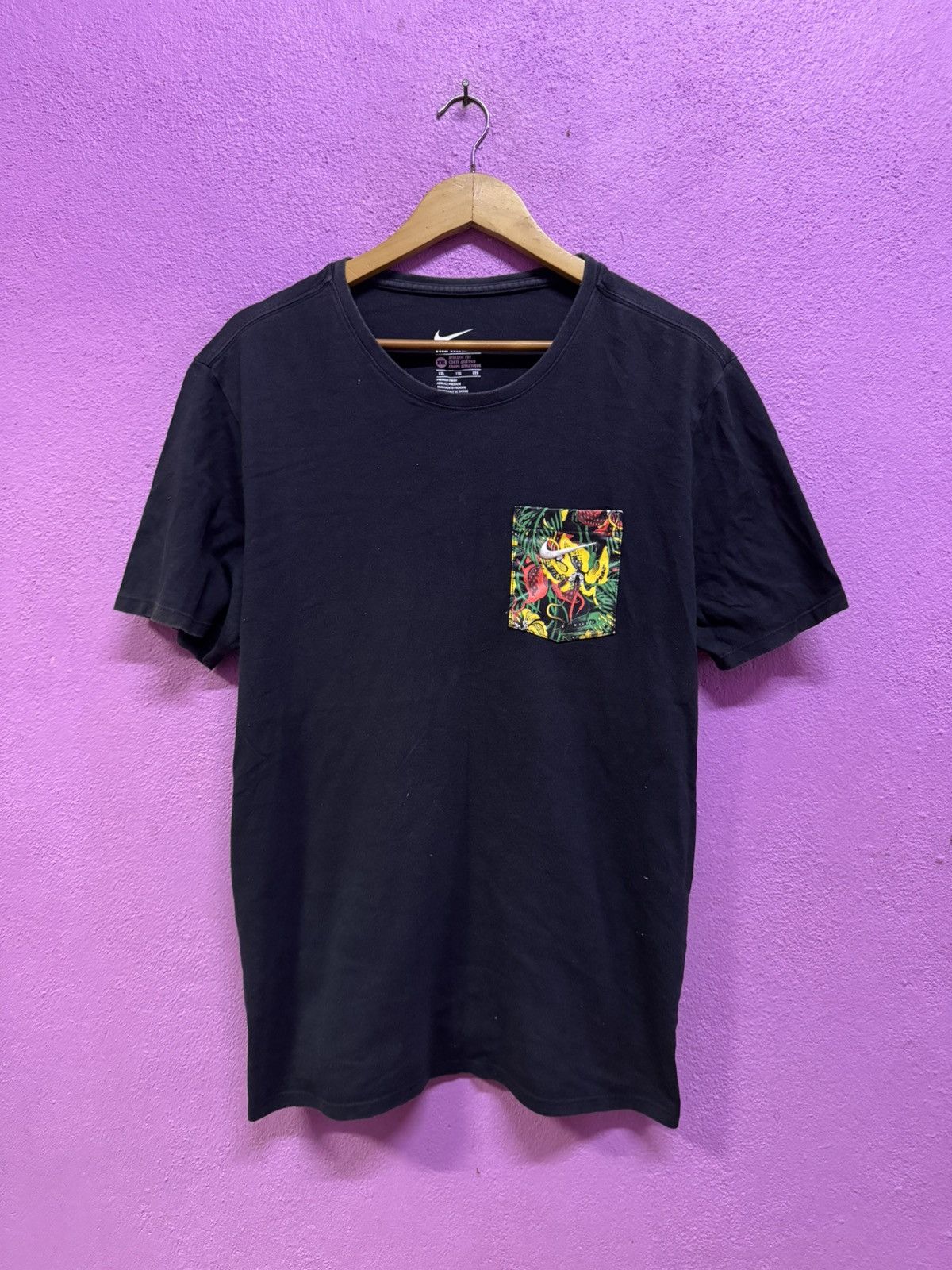 Nike The Nike Pocket T-Shirts Size XXL Size US XXL / EU 58 / 5 - 1 Thumbnail