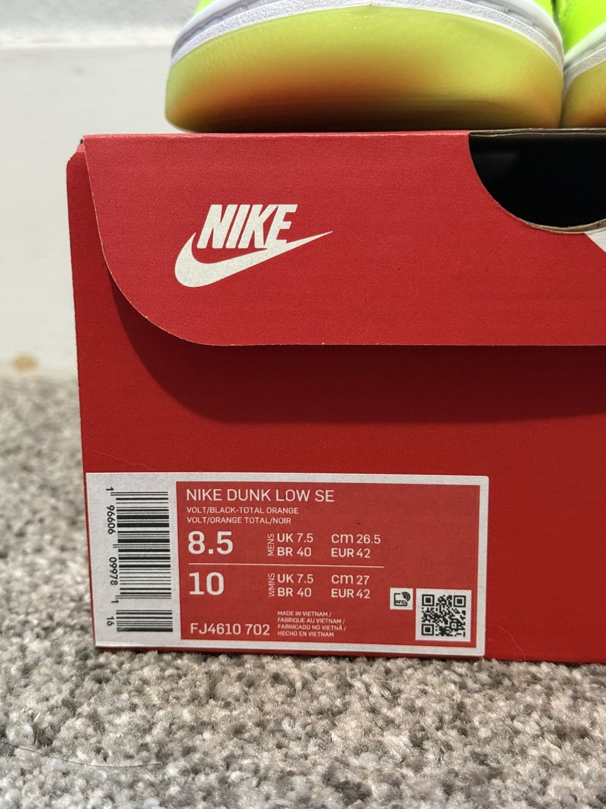 Nike Nike Dunk Low SE Size US 8.5 / EU 41-42 - 8 Thumbnail