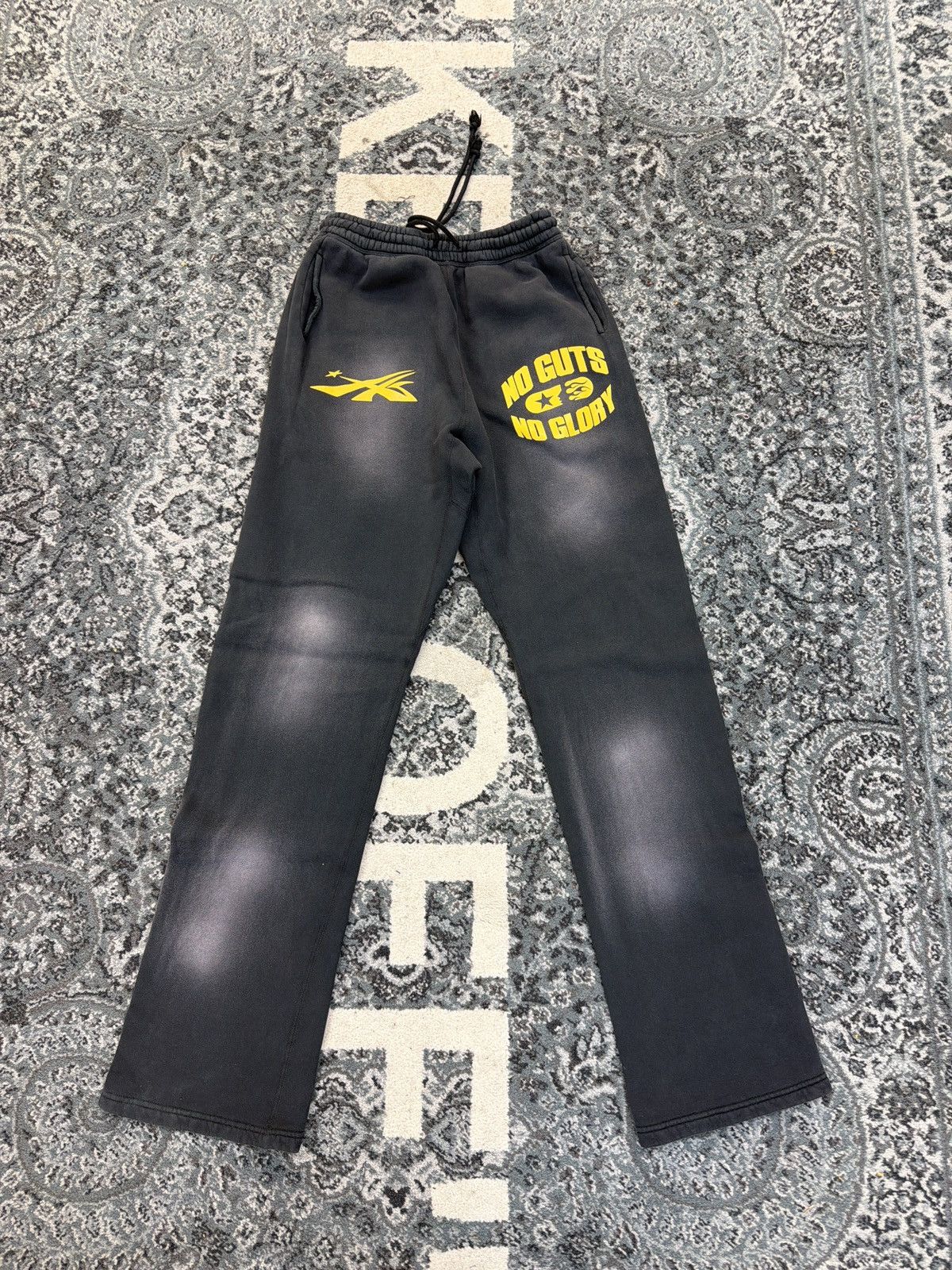 HELLSTAR Hellstar no guts no glory black yellow flare Size US 34 / EU 50 - 1 Thumbnail