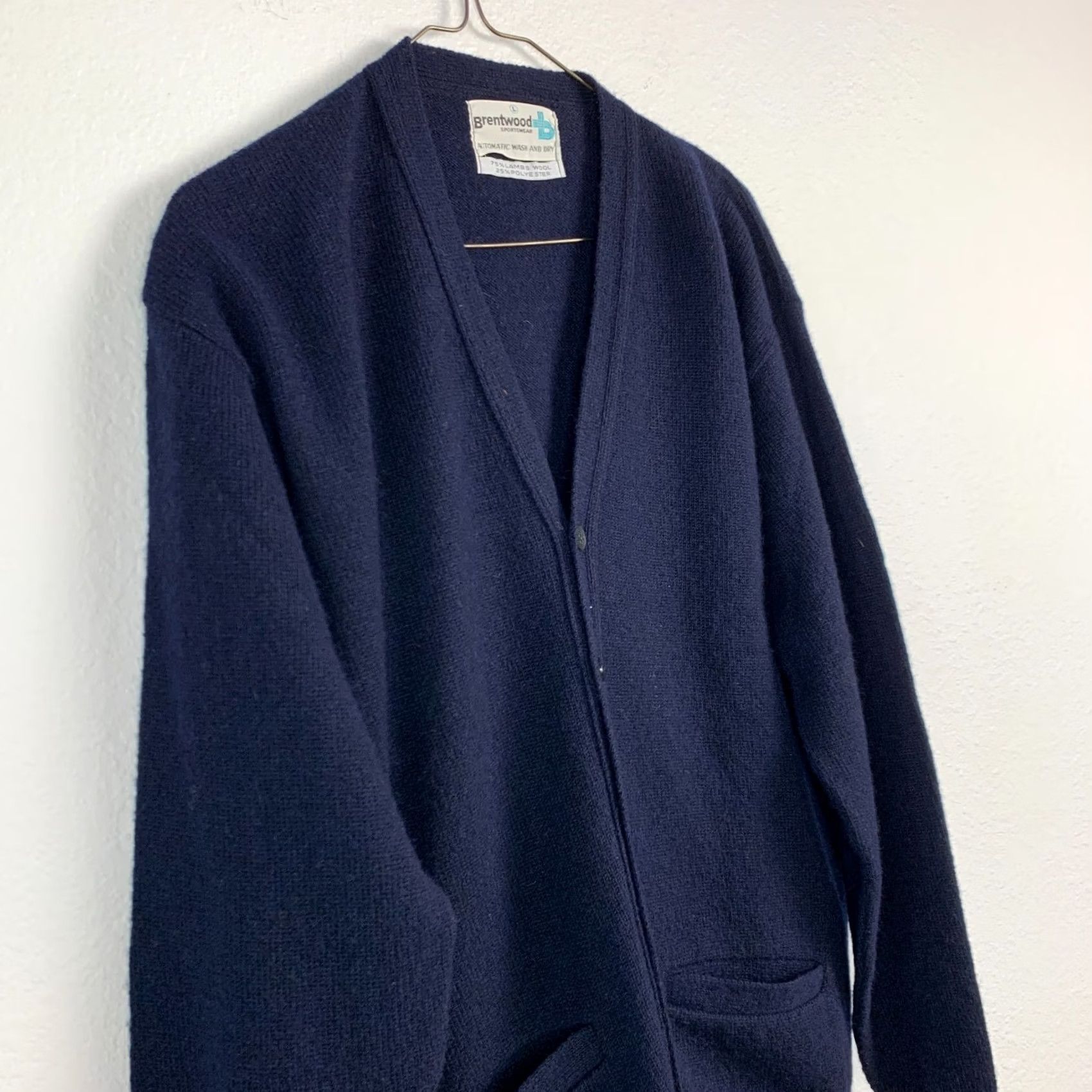 Vintage VINTAGE Brentwood Navy Blue Lambswool Blend V-Neck Mr Rogers Knit Cardigan Large Size US L / EU 52-54 / 3 - 2 Thumbnail