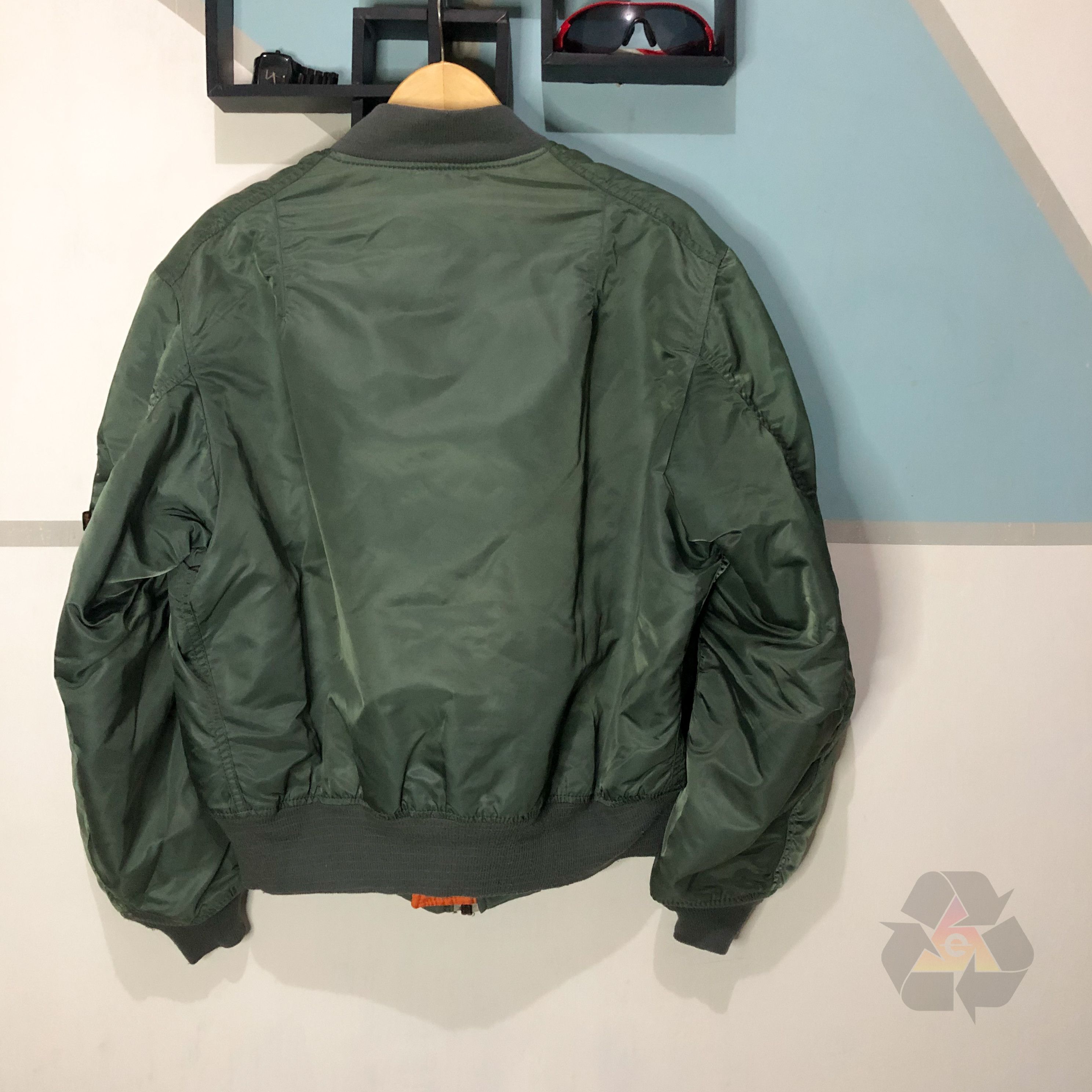 Alpha Industries Vintage Alpha Industries Flayer's Mil-J-82790J USAF MA-1 Size US XL / EU 56 / 4 - 13 Thumbnail