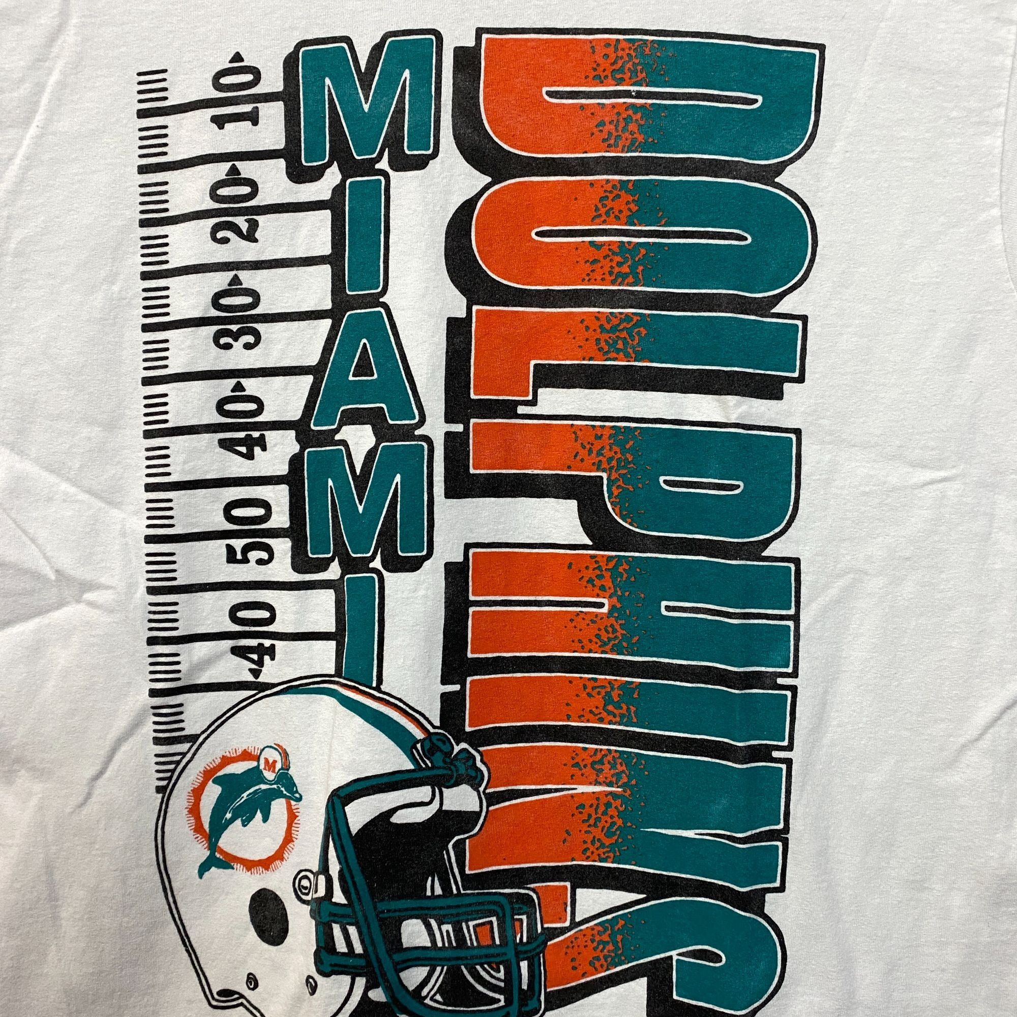 Junk Food NFL Miami Dolphins Yardage Graphic Design T-shirt Medium Size US M / EU 48-50 / 2 - 2 Thumbnail