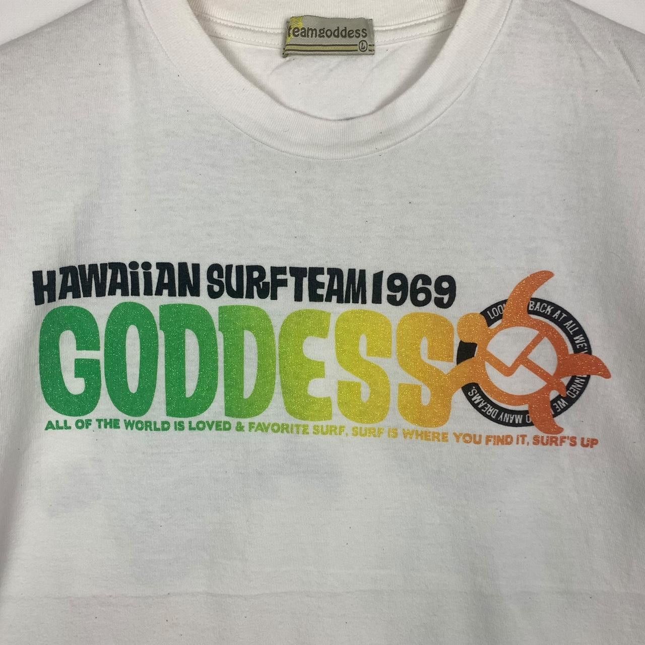 Vintage Vintage TEAM GODDESS HAWAII Surfer Team Tee Size L / US 10 / IT 46 - 4 Thumbnail