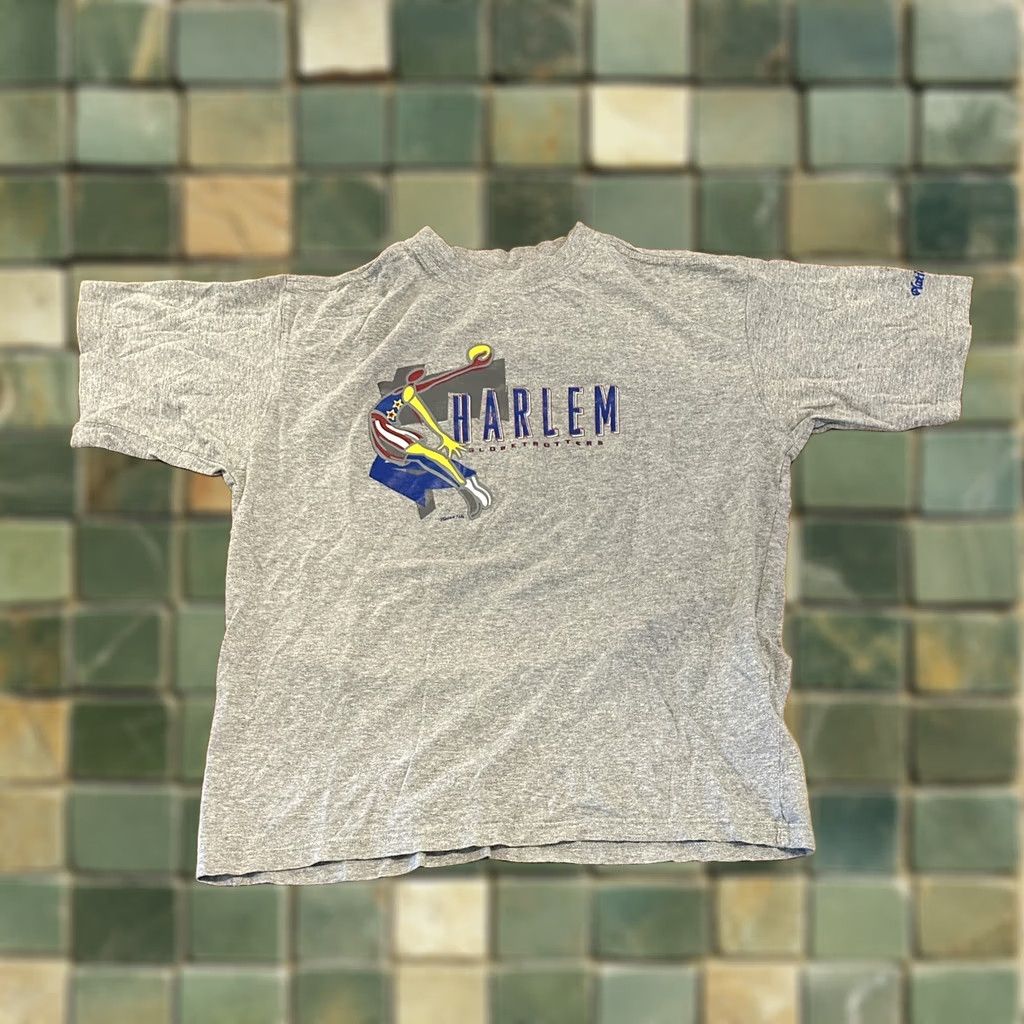 Fubu VINTAGE FUBU T Shirt Harlem Globetrotters Platinum Gray Adult Large Mens Size US L / EU 52-54 / 3 - 1 Thumbnail