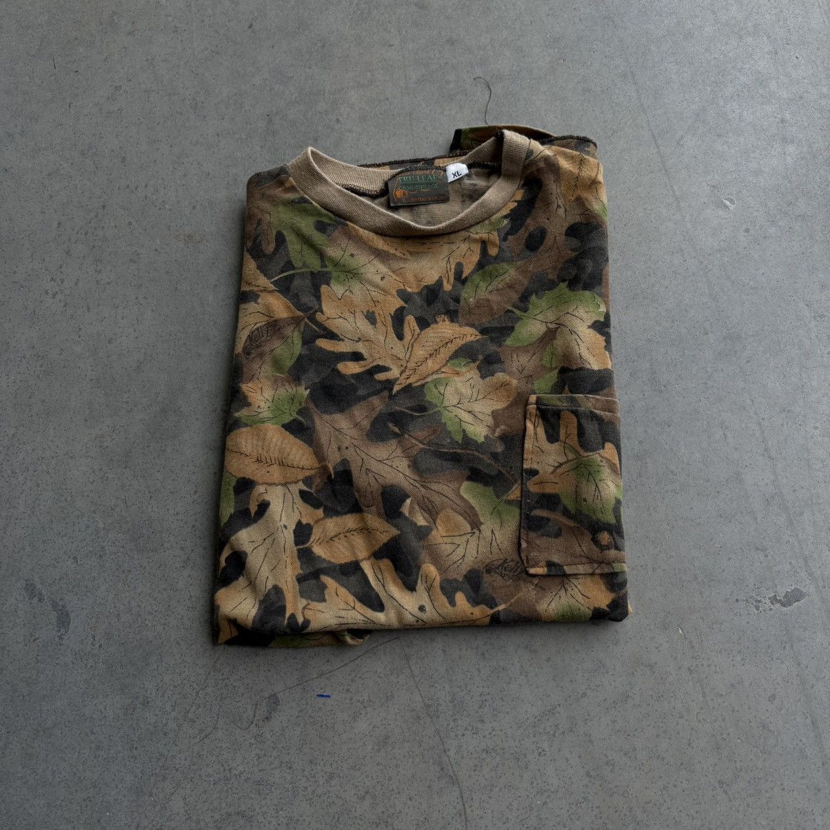 Realtree × Vintage Vintage 80's Camo Leaves T Shirt XL Baggy Heavy Weight Size US XL / EU 56 / 4 - 7 Thumbnail