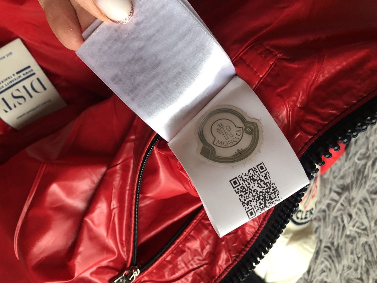 Moncler Down jacket Moncler Size M / US 6-8 / IT 42-44 - 12 Thumbnail